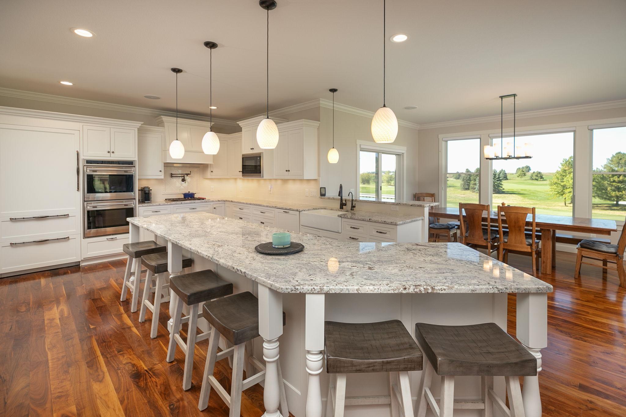 1817 Ancaster Drive NE