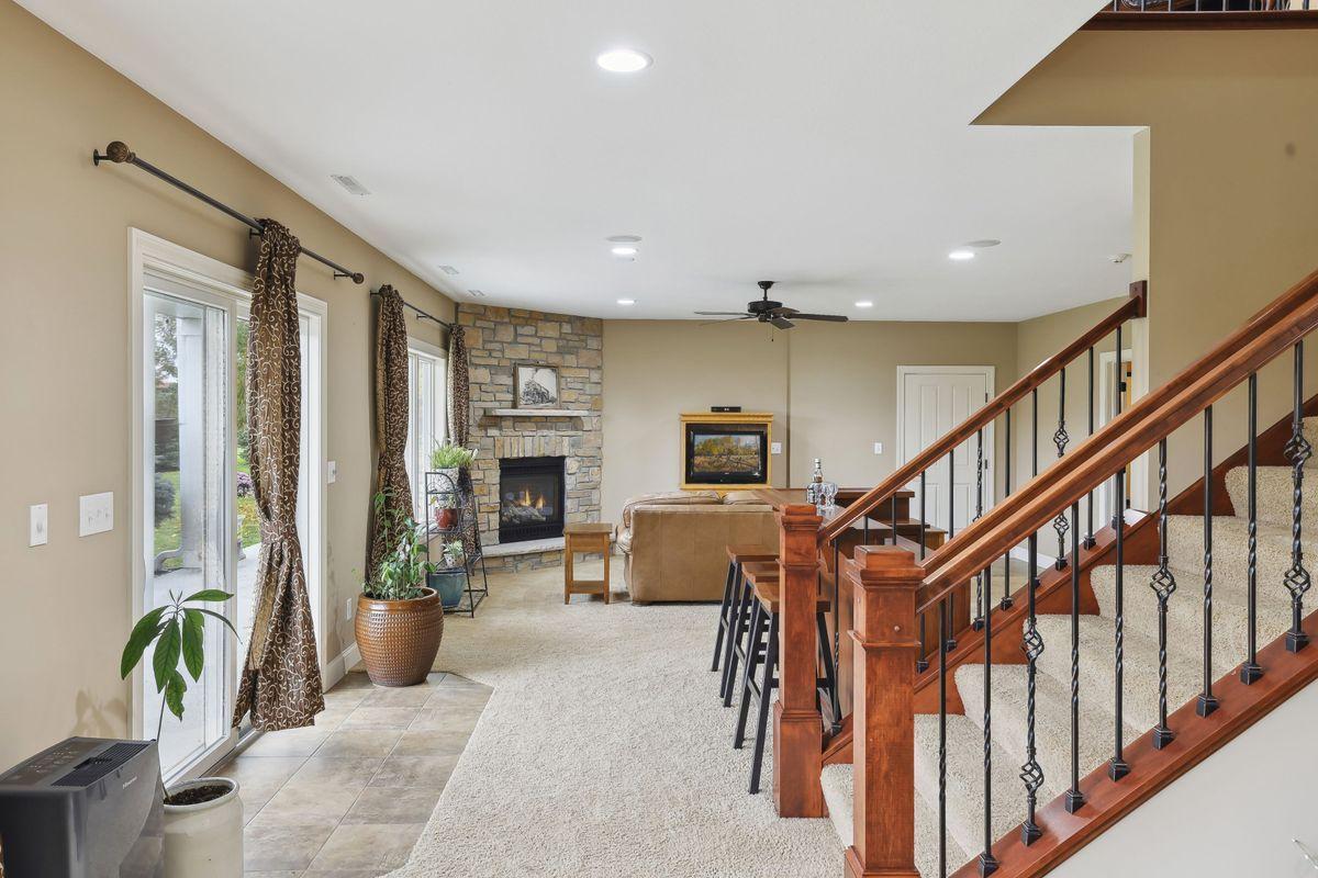 1220 Westhill Drive SW