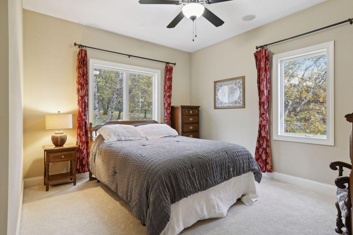 1220 Westhill Drive SW