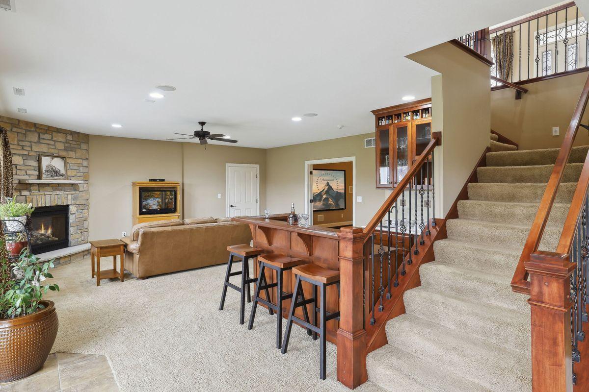 1220 Westhill Drive SW