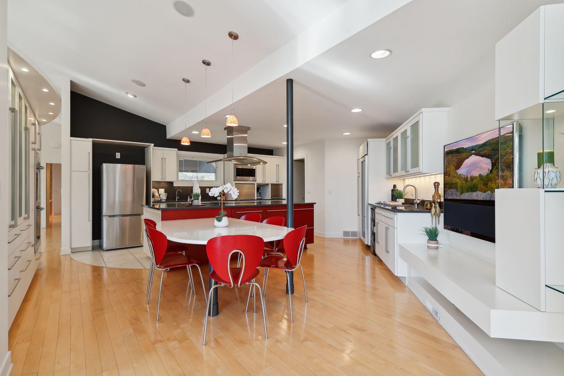 1100 Greenbriar Road SW