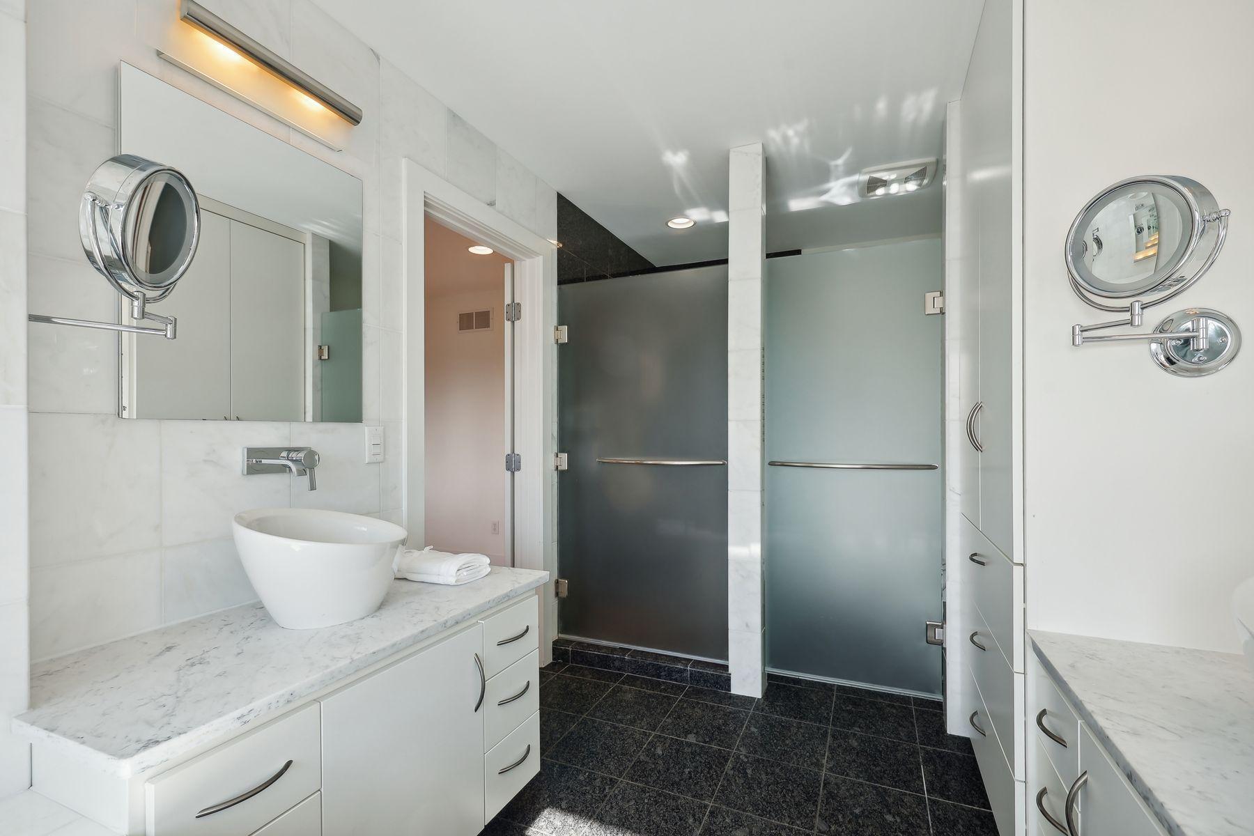 1100 Greenbriar Road SW