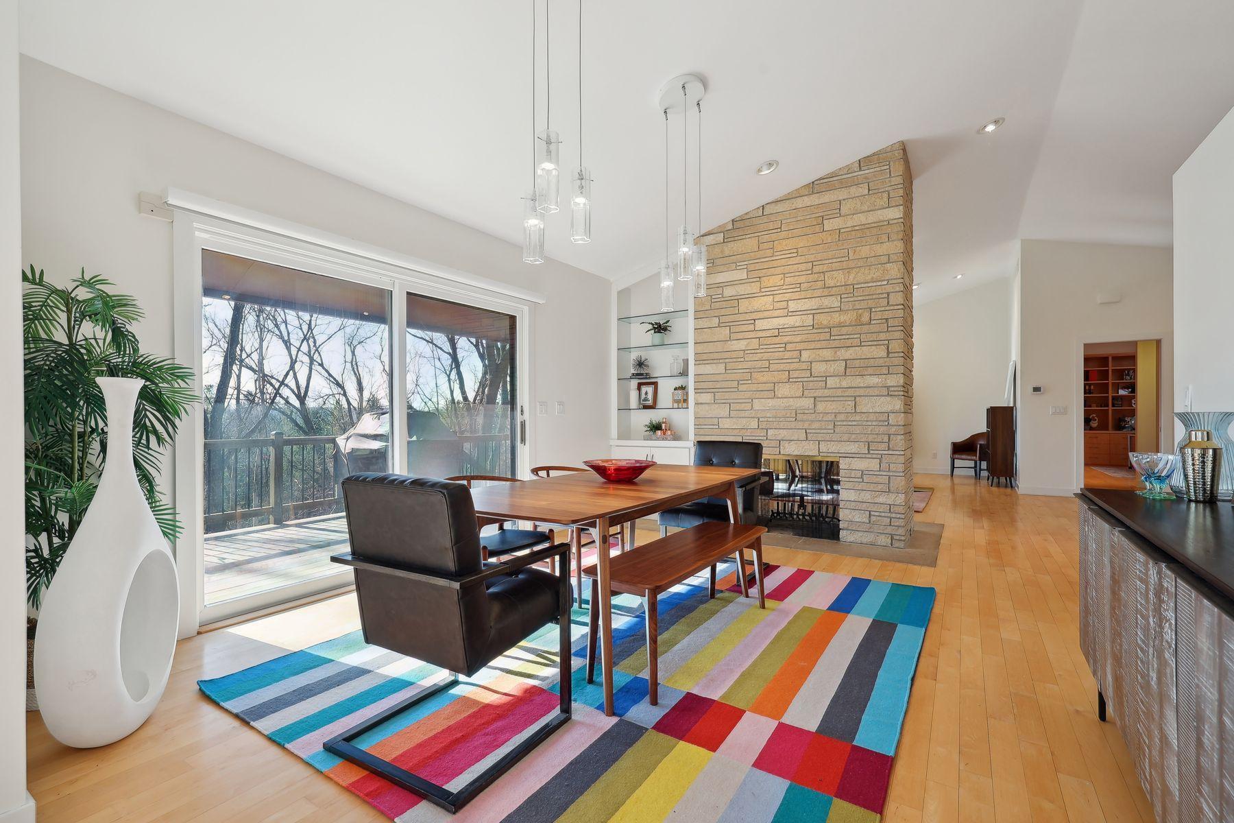 1100 Greenbriar Road SW