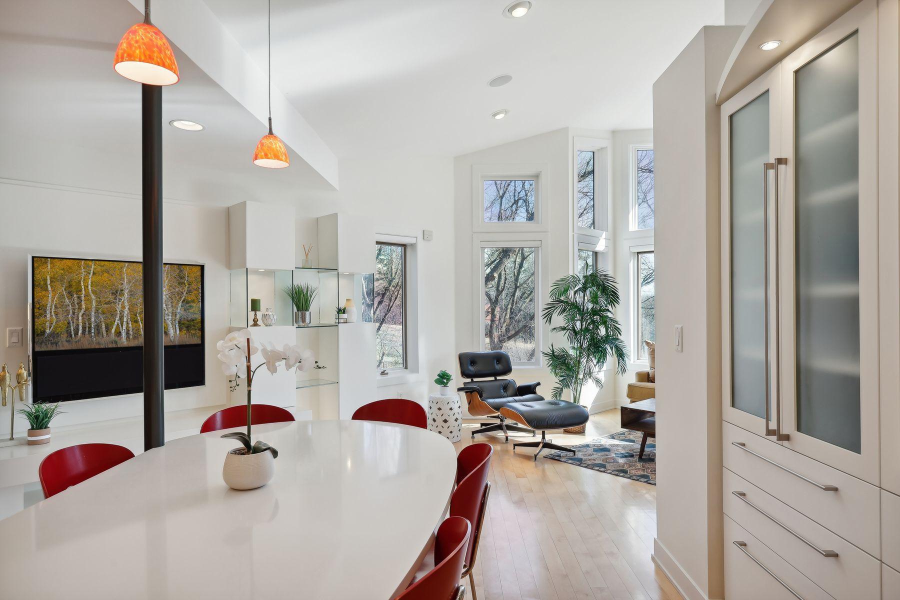 1100 Greenbriar Road SW