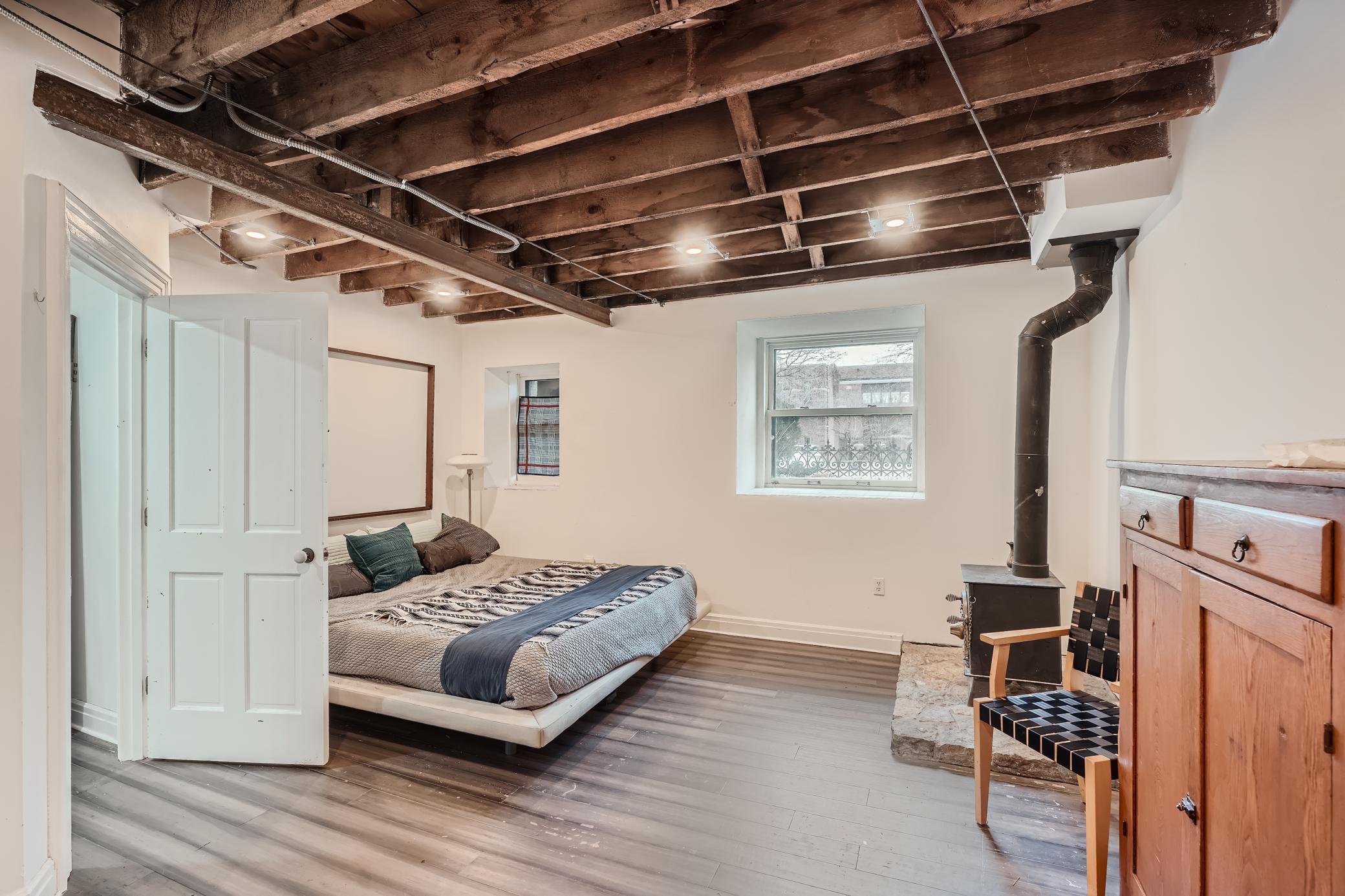 14 Grove Street Unit: 14B