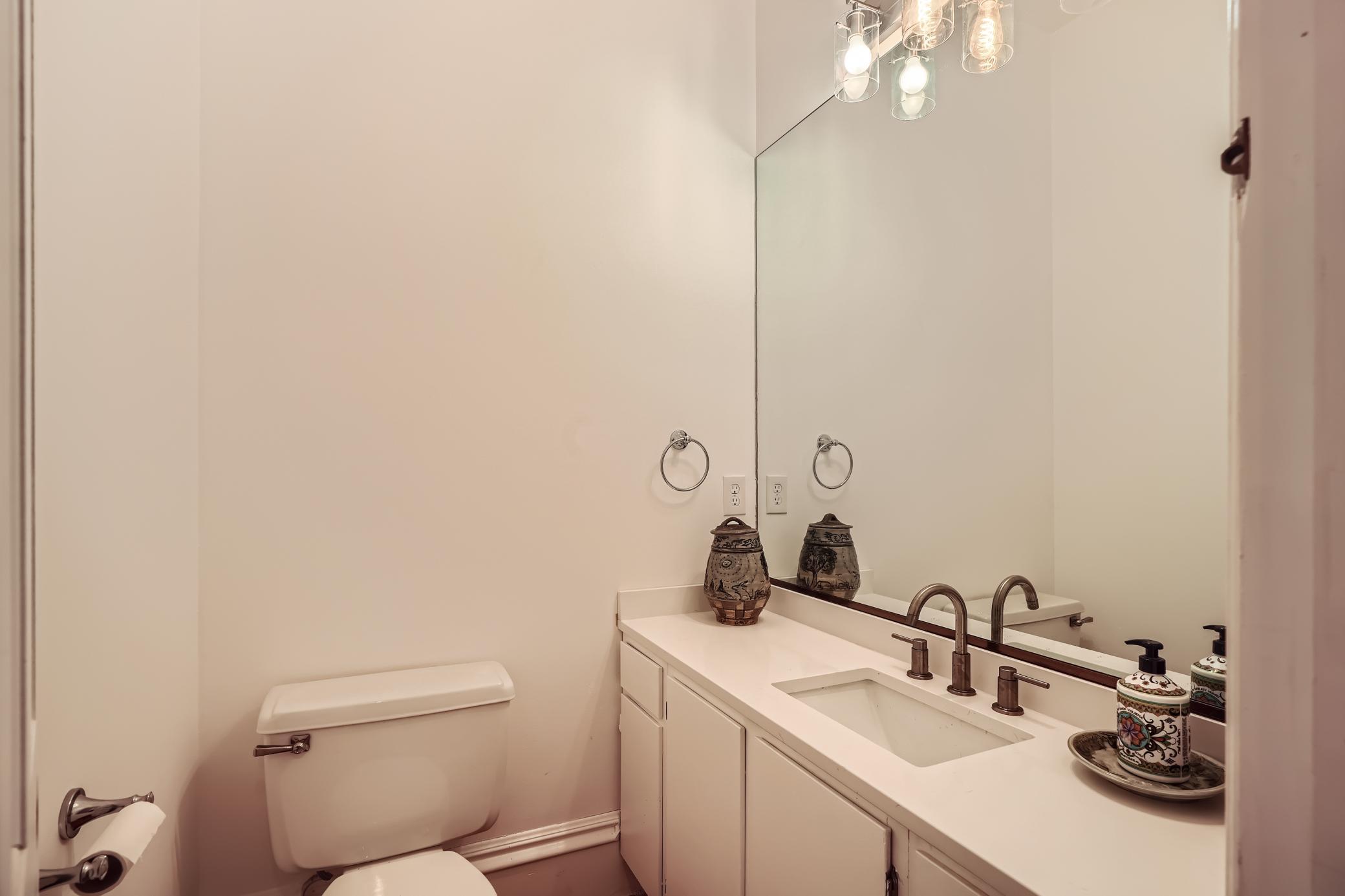 14 Grove Street Unit: 14B