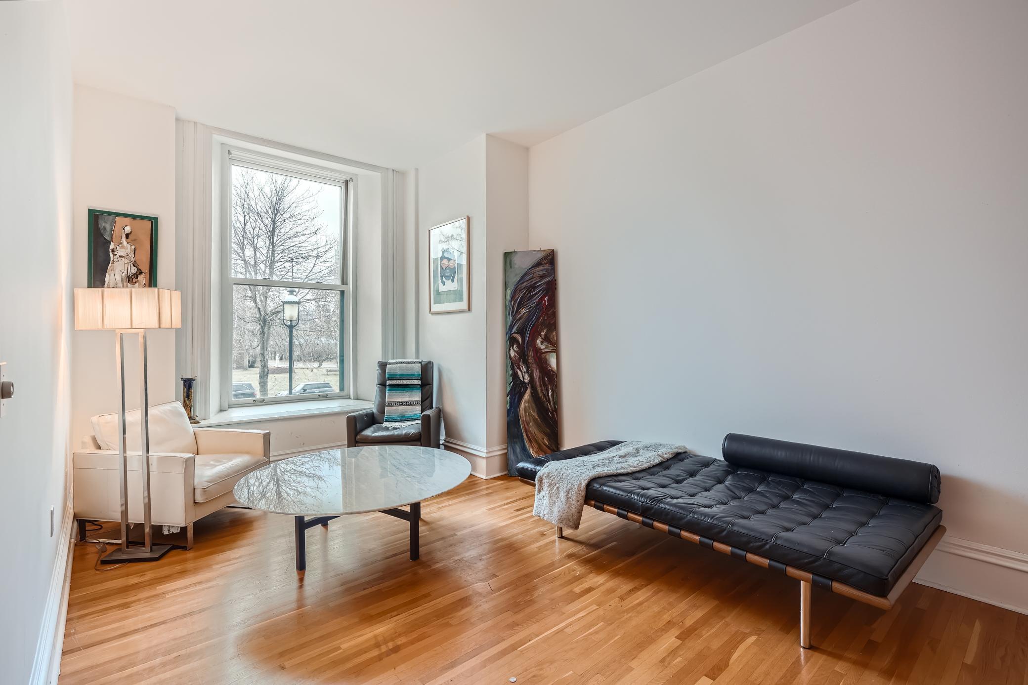 14 Grove Street Unit: 14B