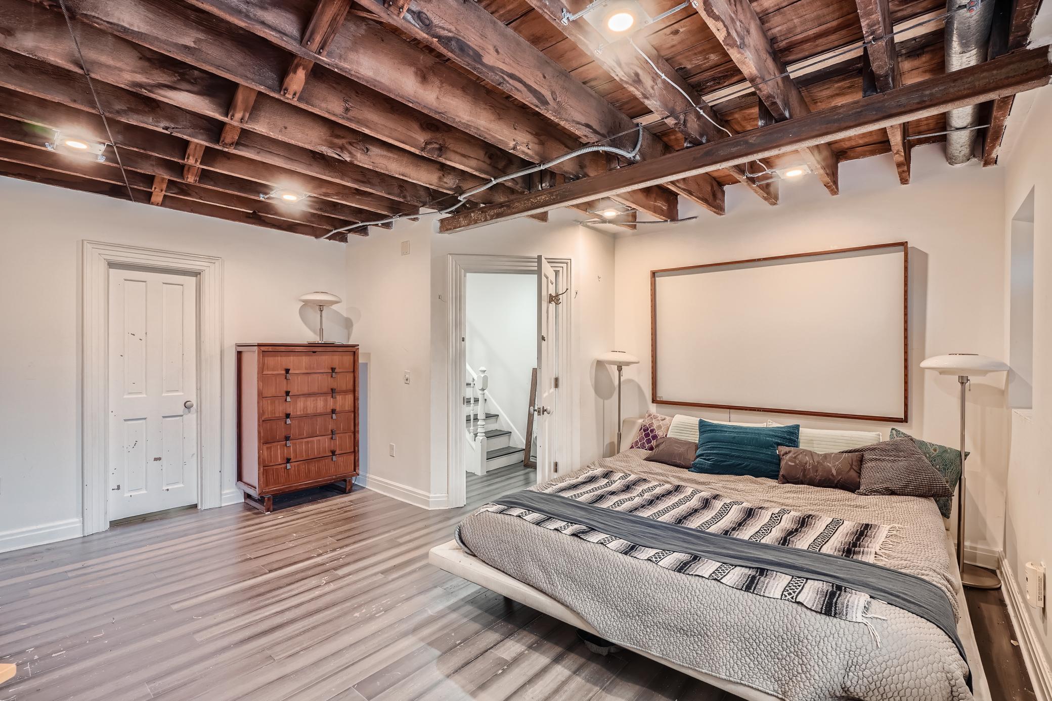 14 Grove Street Unit: 14B