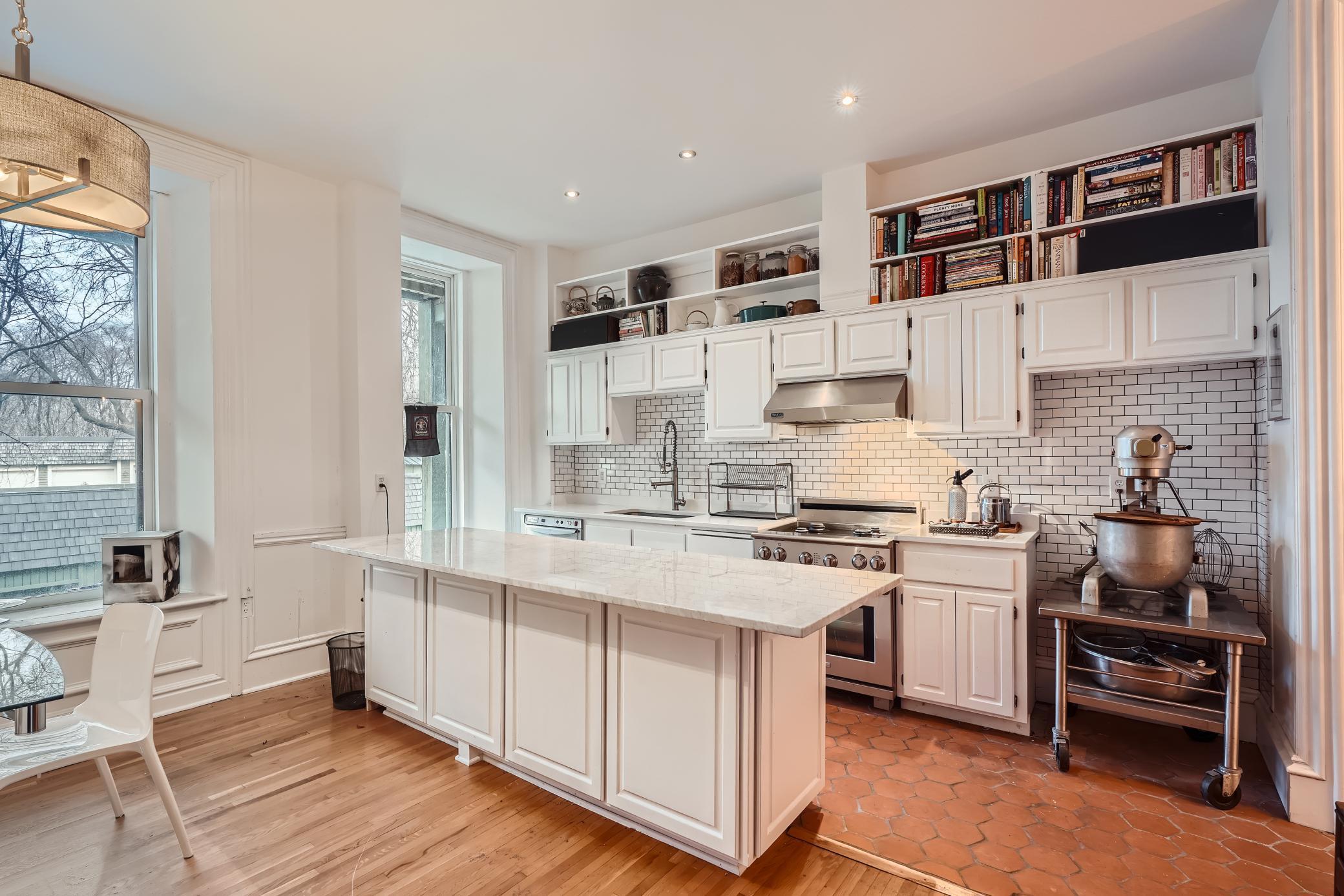 14 Grove Street Unit: 14B