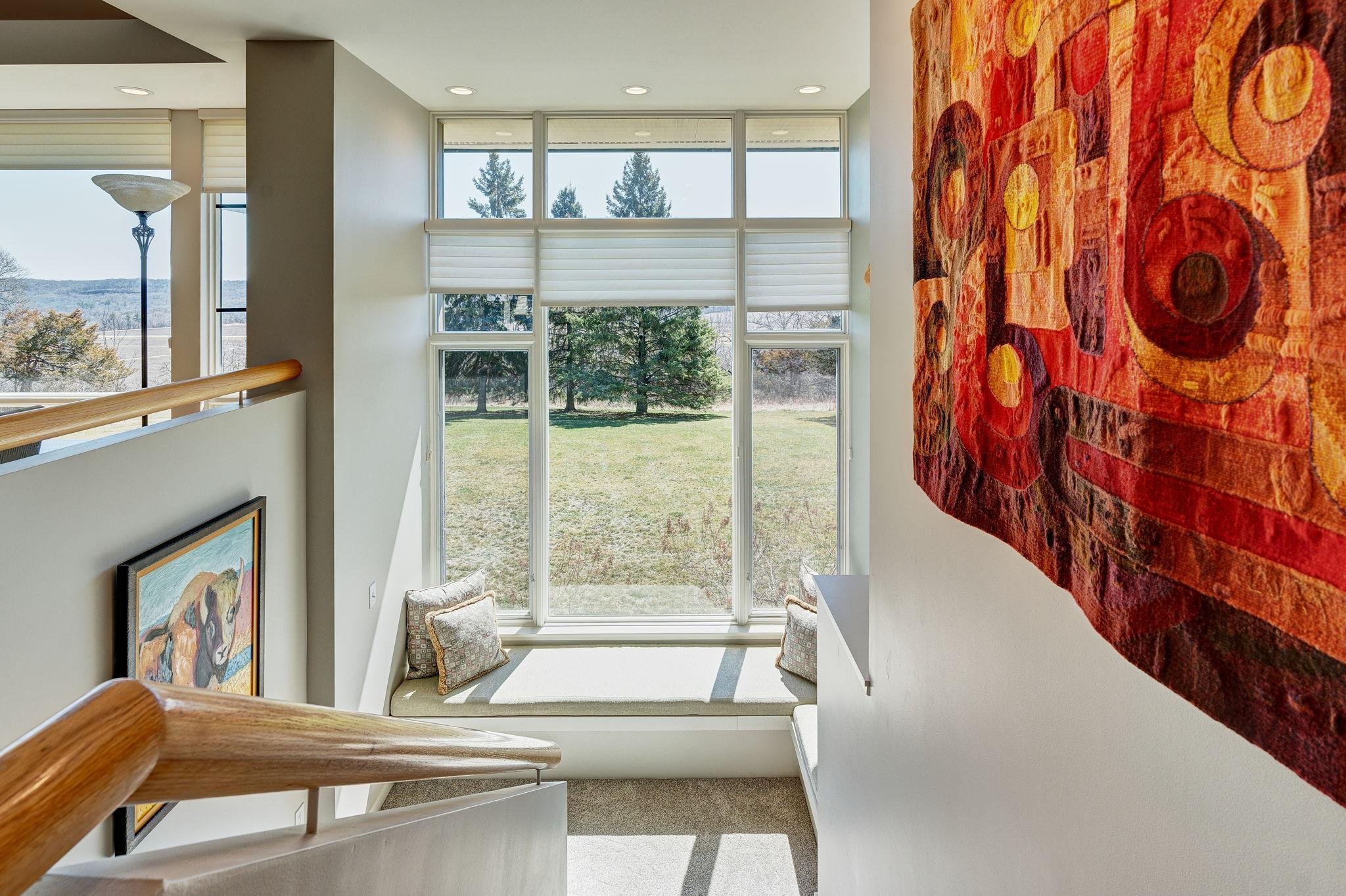 5484 Weatherhill Road SW