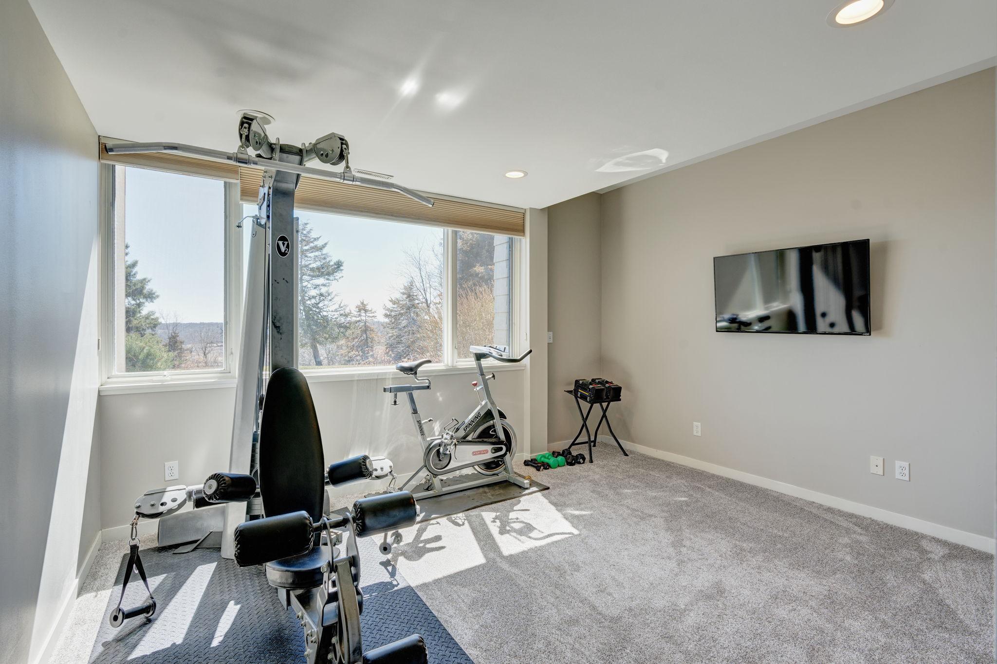 5484 Weatherhill Road SW