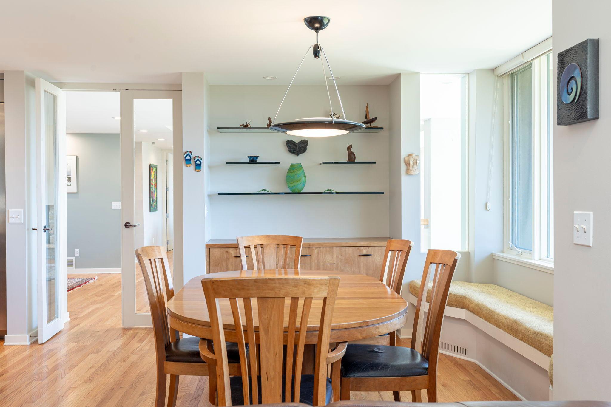 5484 Weatherhill Road SW