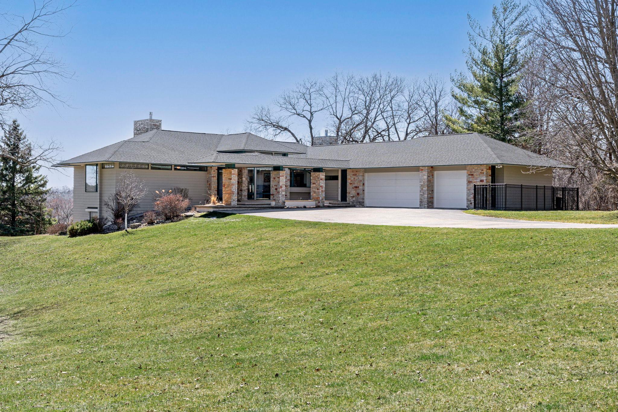 5484 Weatherhill Road SW