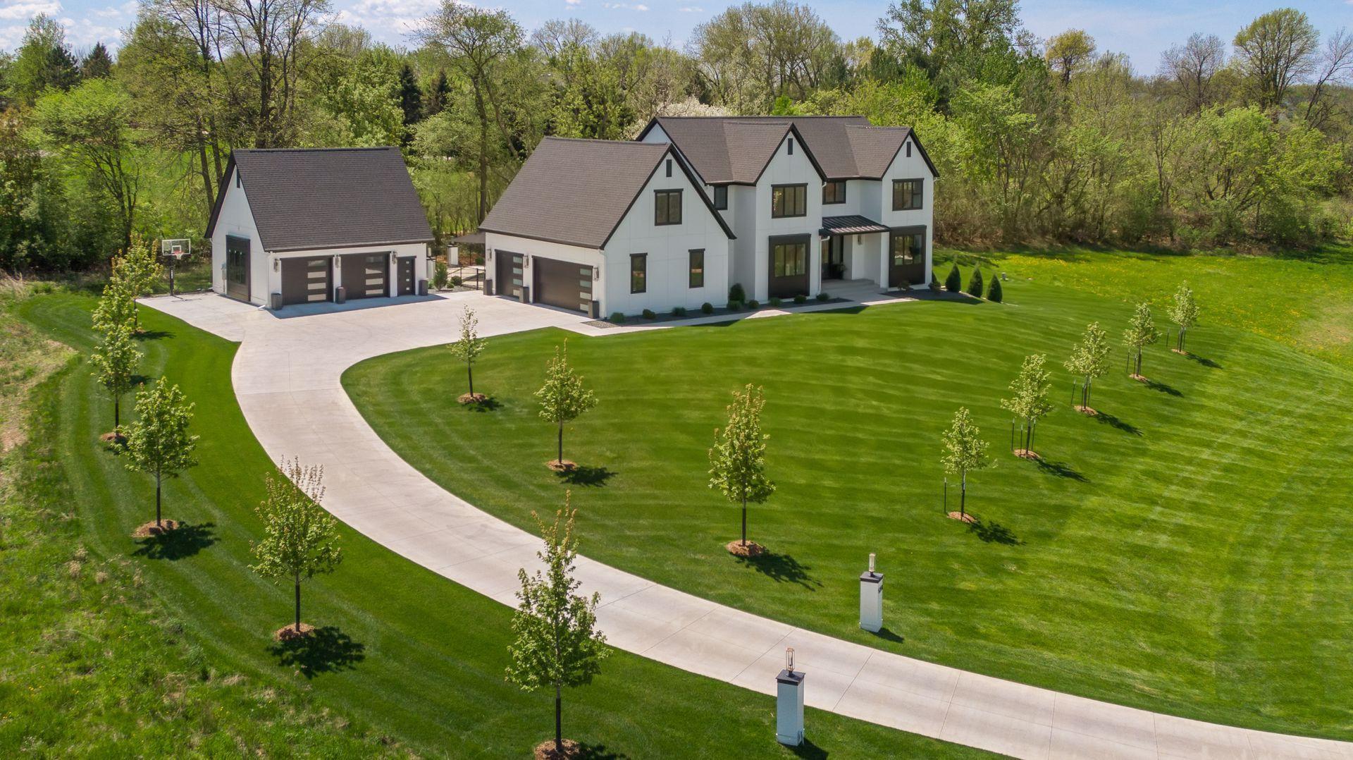 5250 Trident Lane SW