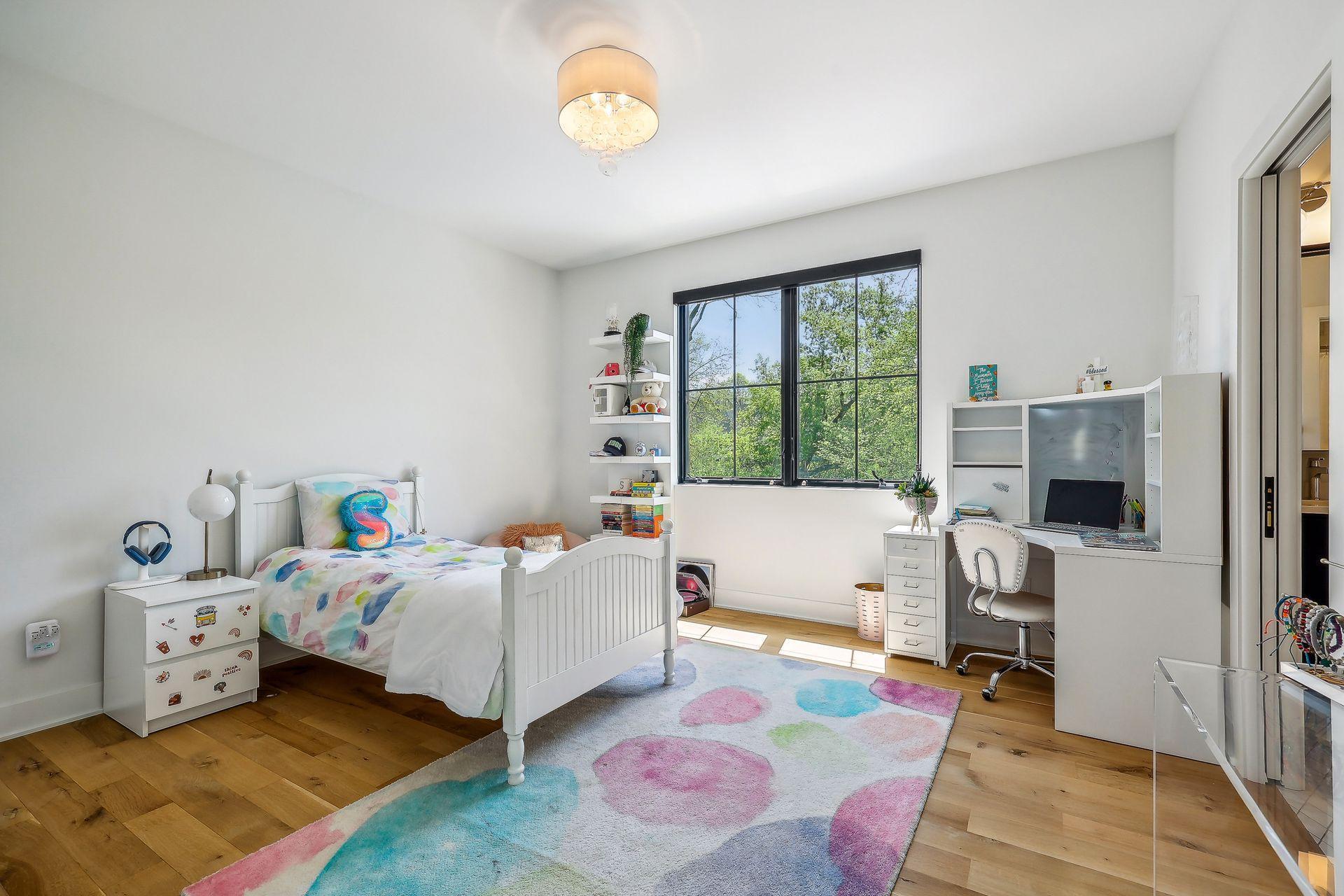 5250 Trident Lane SW