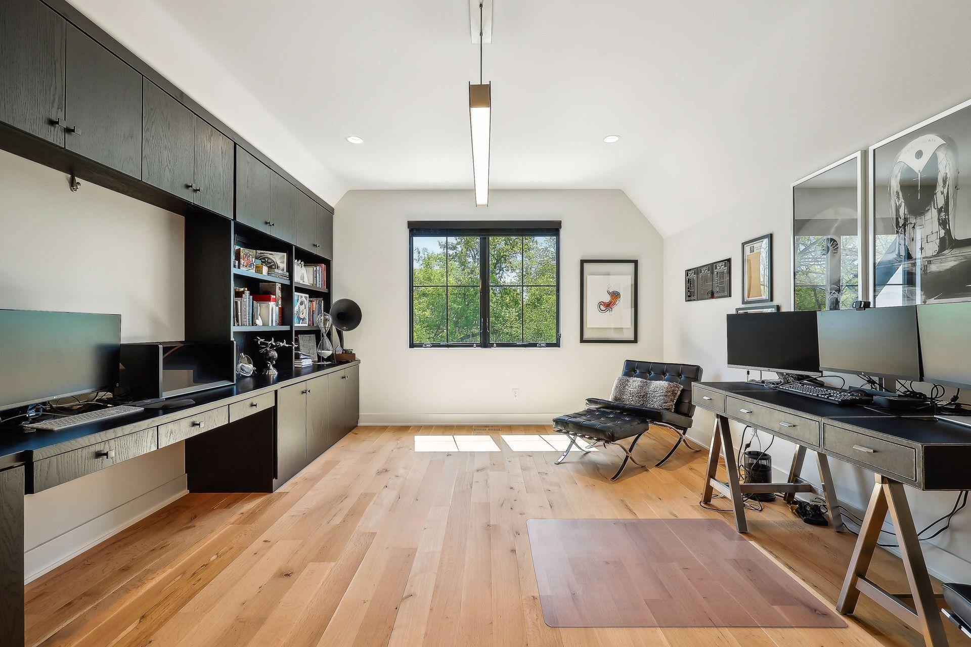 5250 Trident Lane SW