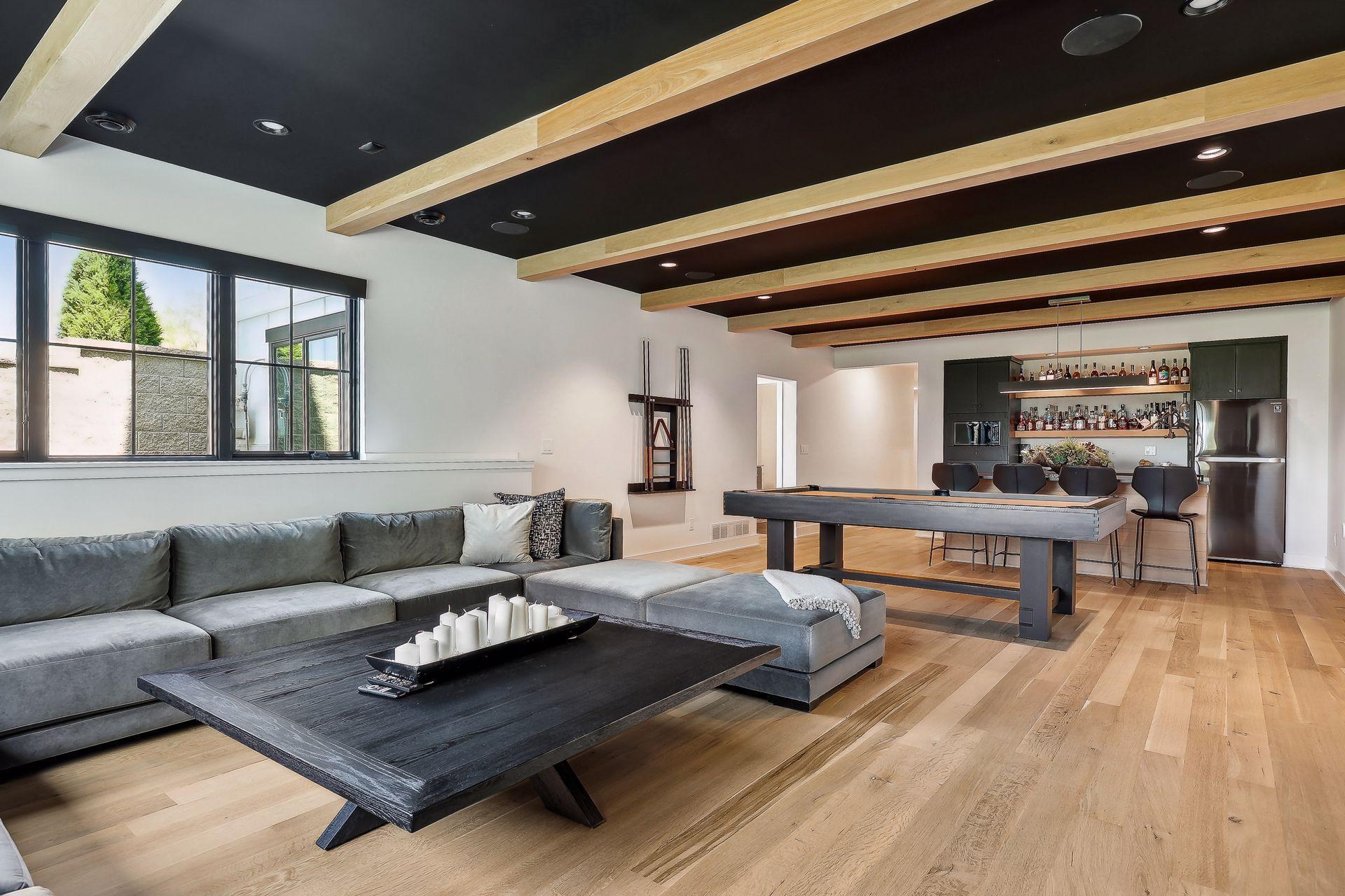 5250 Trident Lane SW