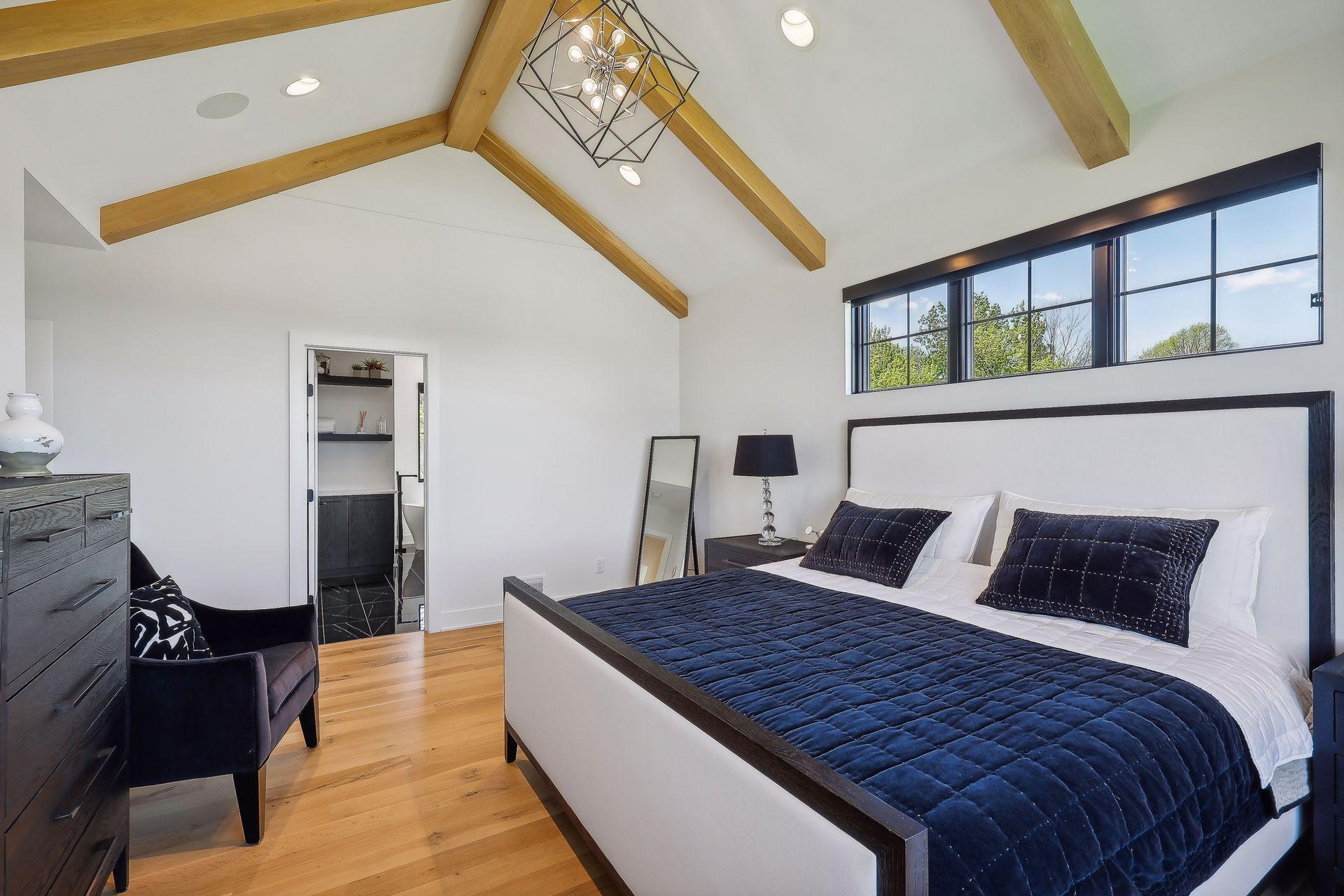 5250 Trident Lane SW