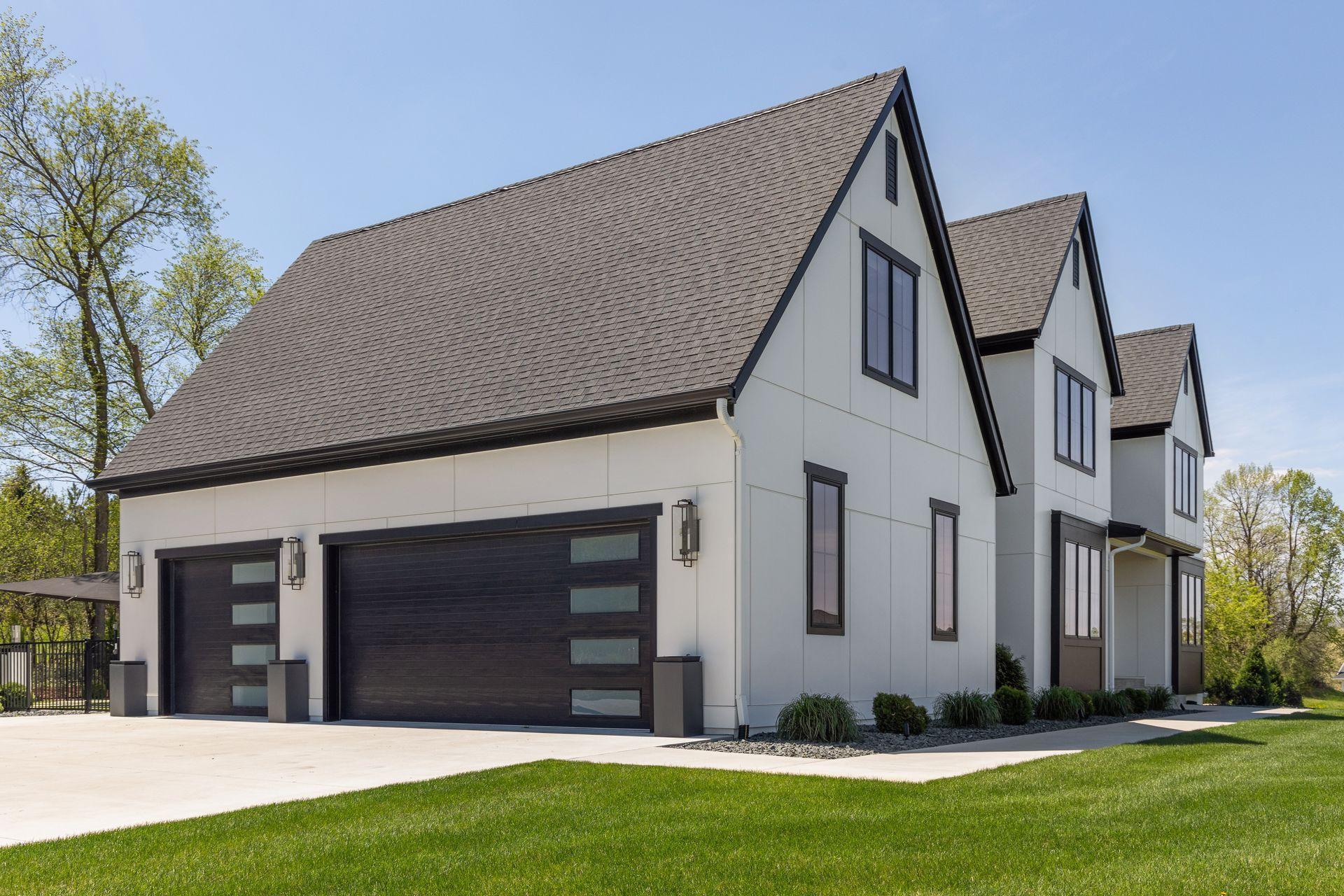 5250 Trident Lane SW