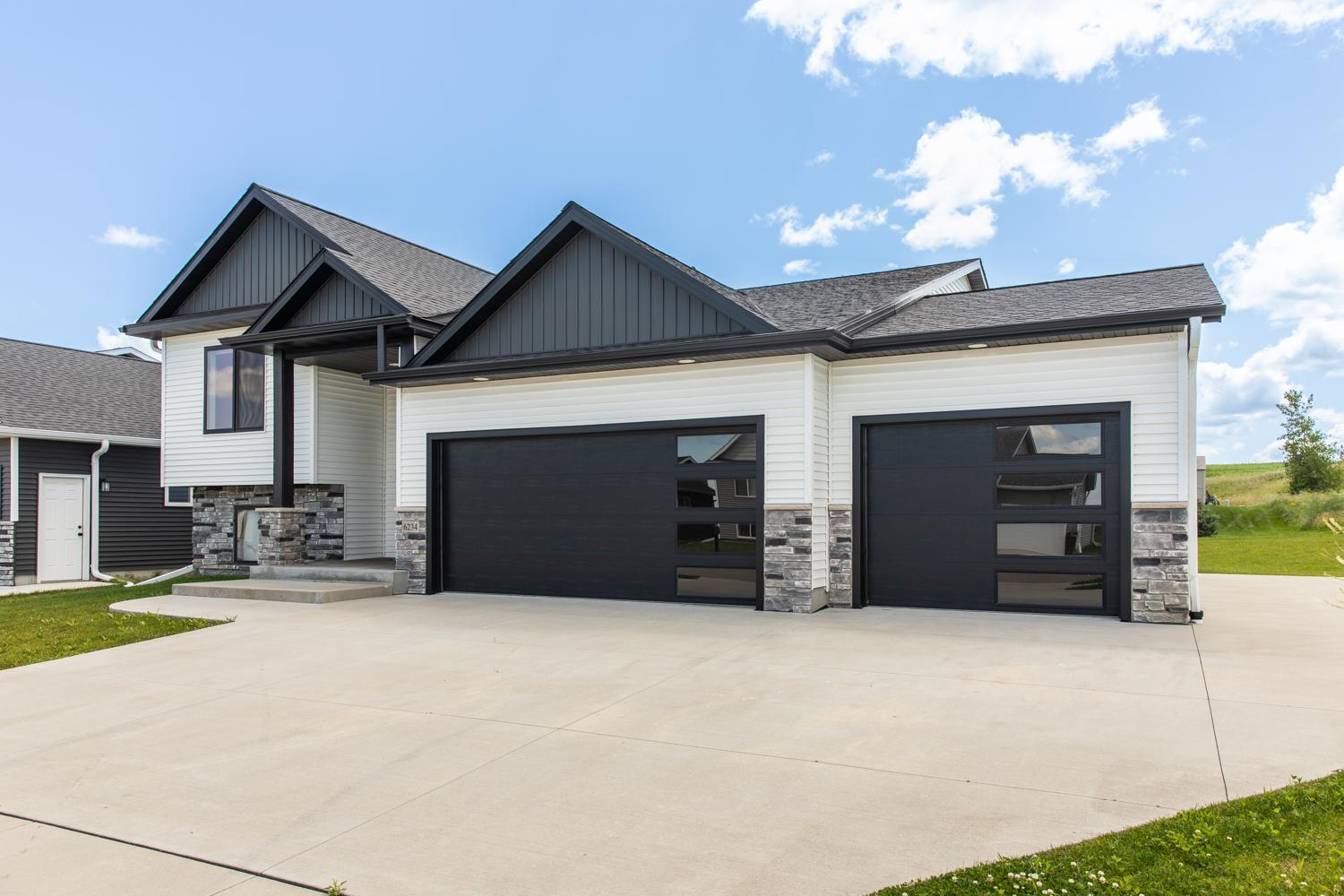 6234 Sandstone Street NW