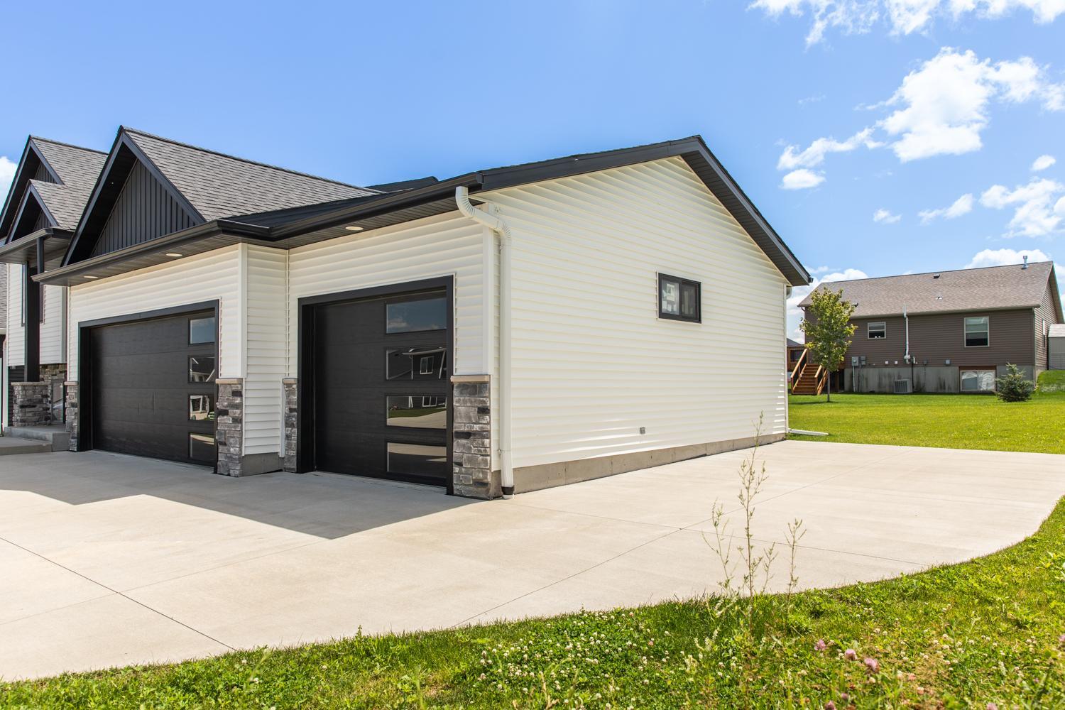 6234 Sandstone Street NW