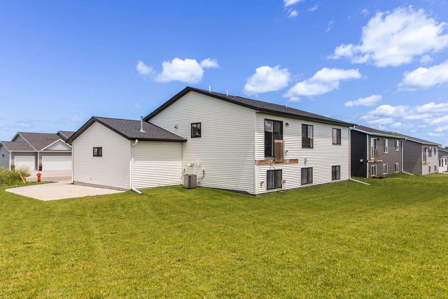 6234 Sandstone Street NW