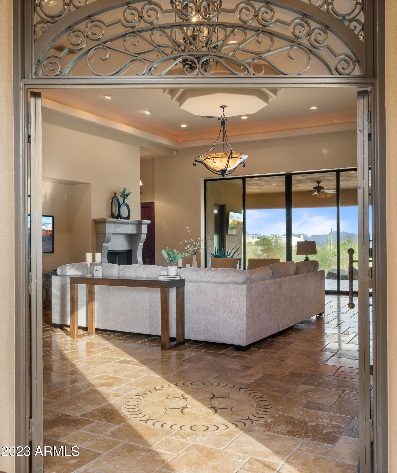 15435 N CABRILLO Drive