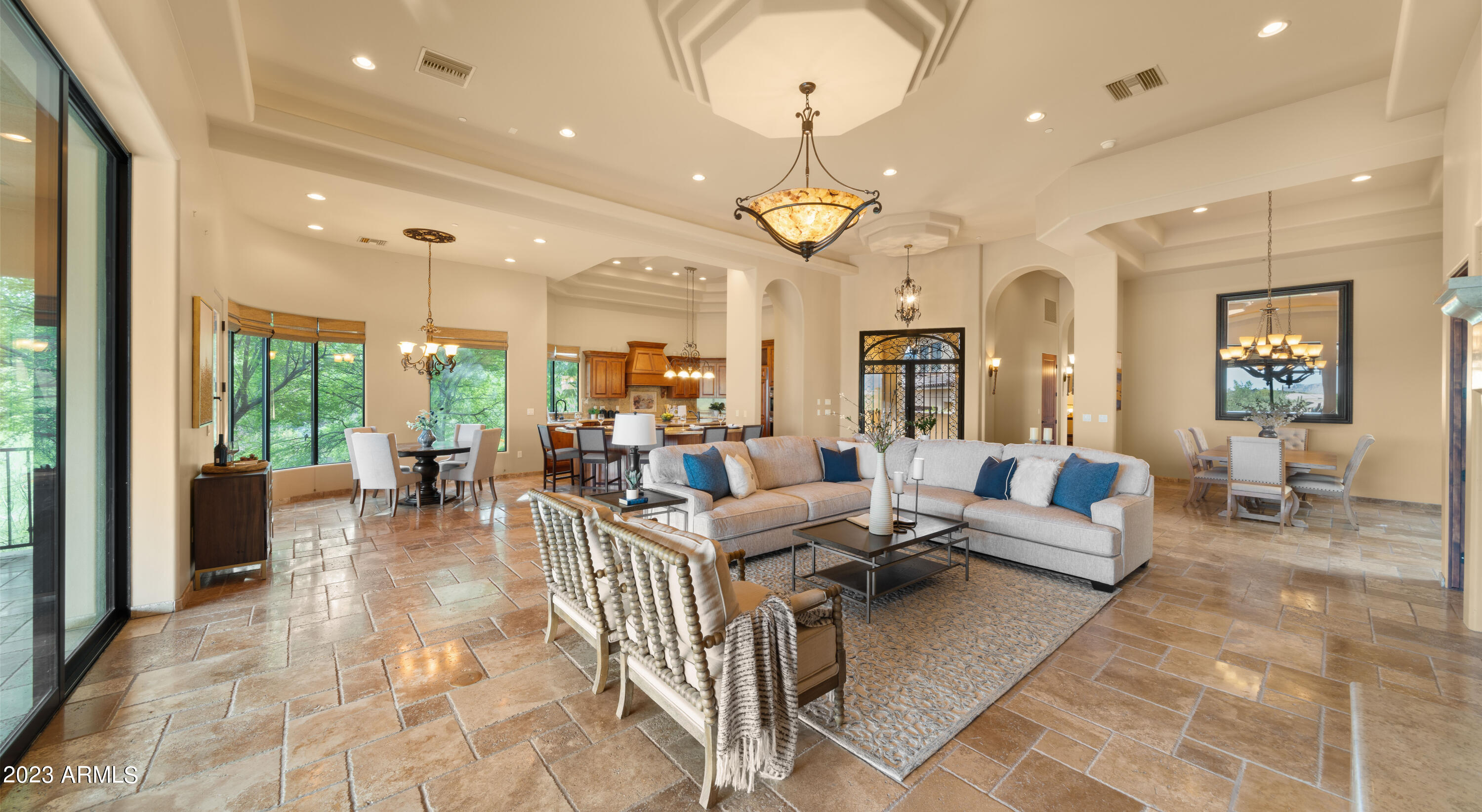 15435 N CABRILLO Drive