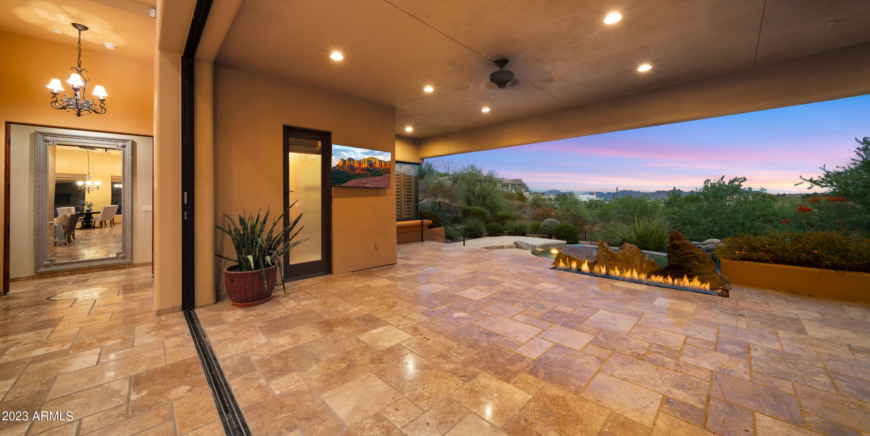 15435 N CABRILLO Drive