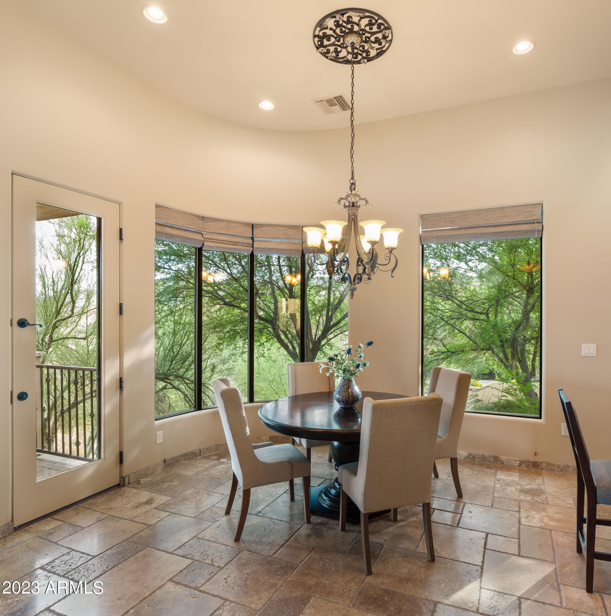 15435 N CABRILLO Drive