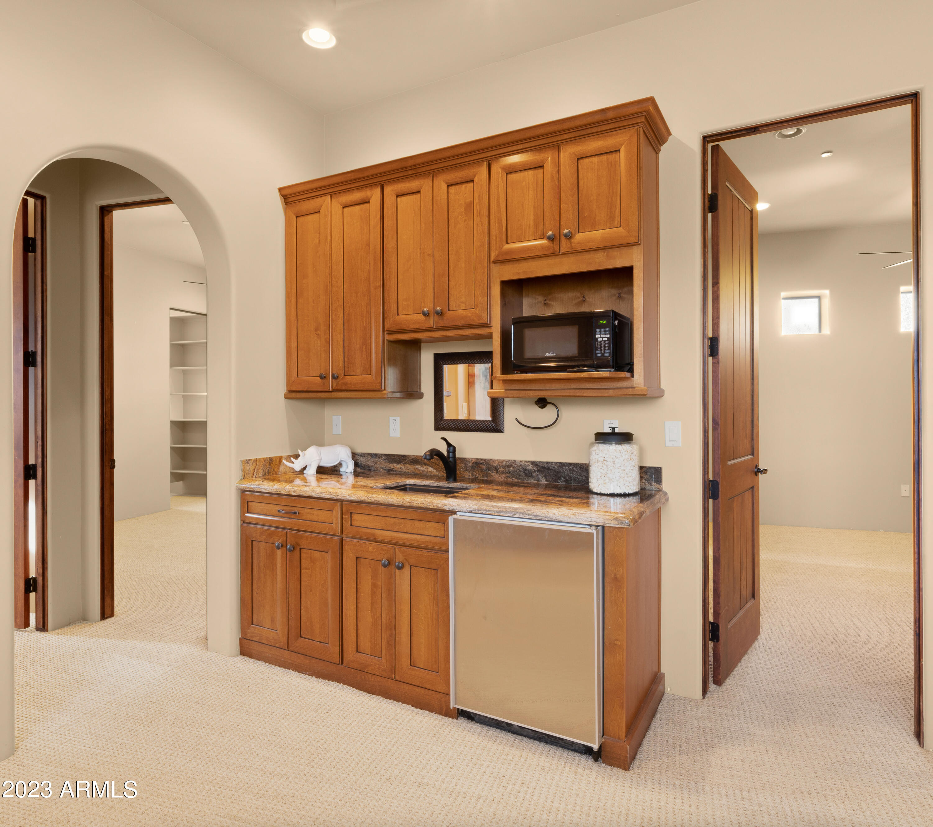 15435 N CABRILLO Drive