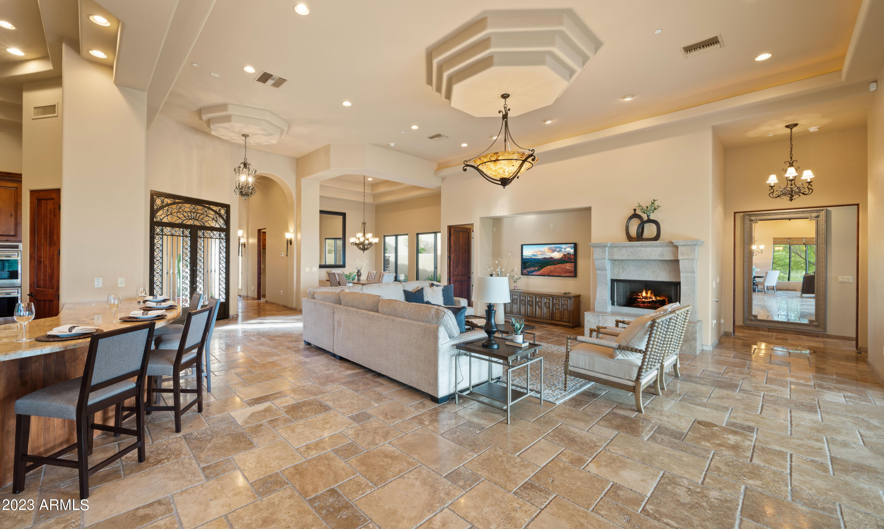 15435 N CABRILLO Drive