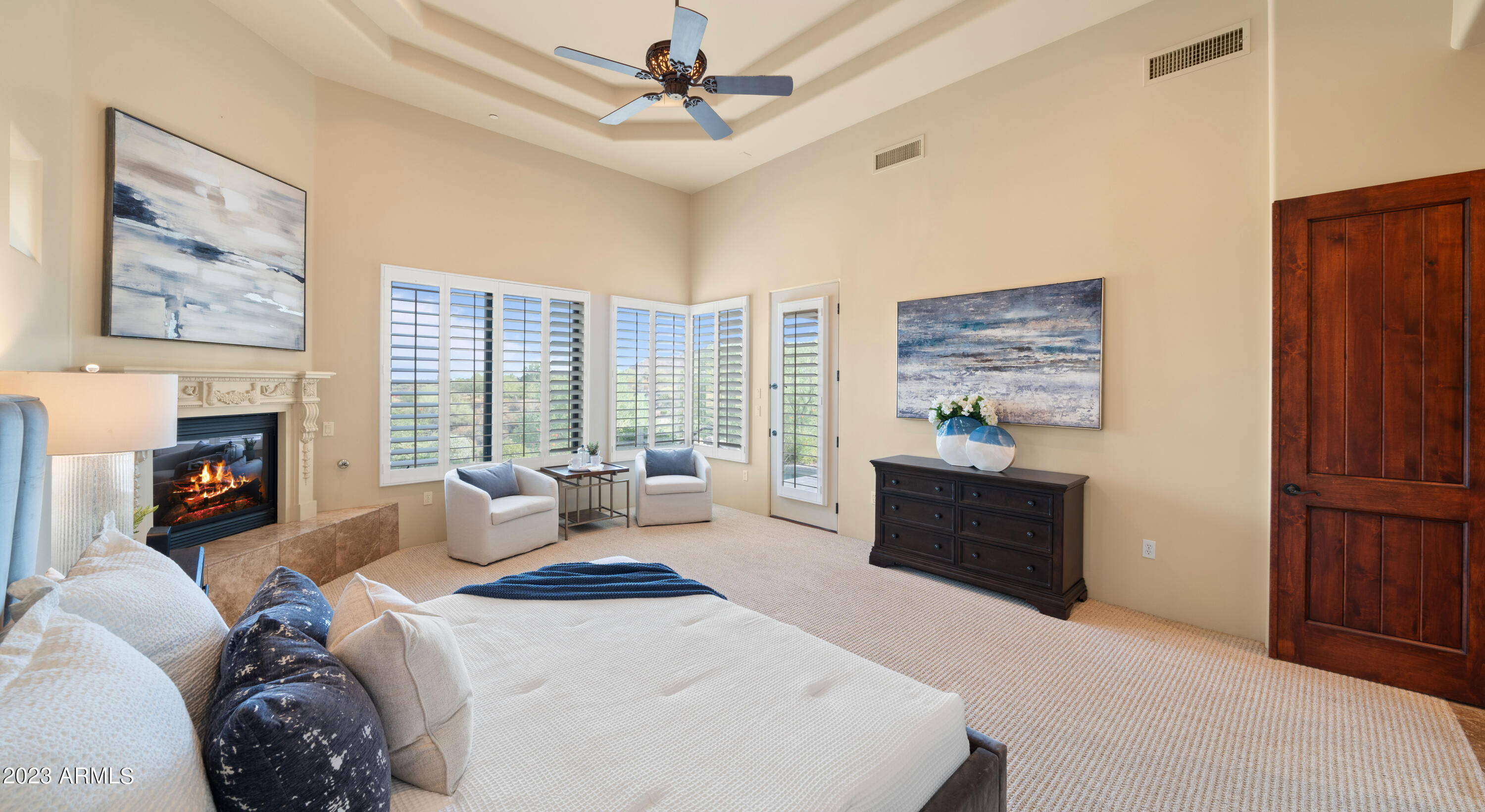 15435 N CABRILLO Drive