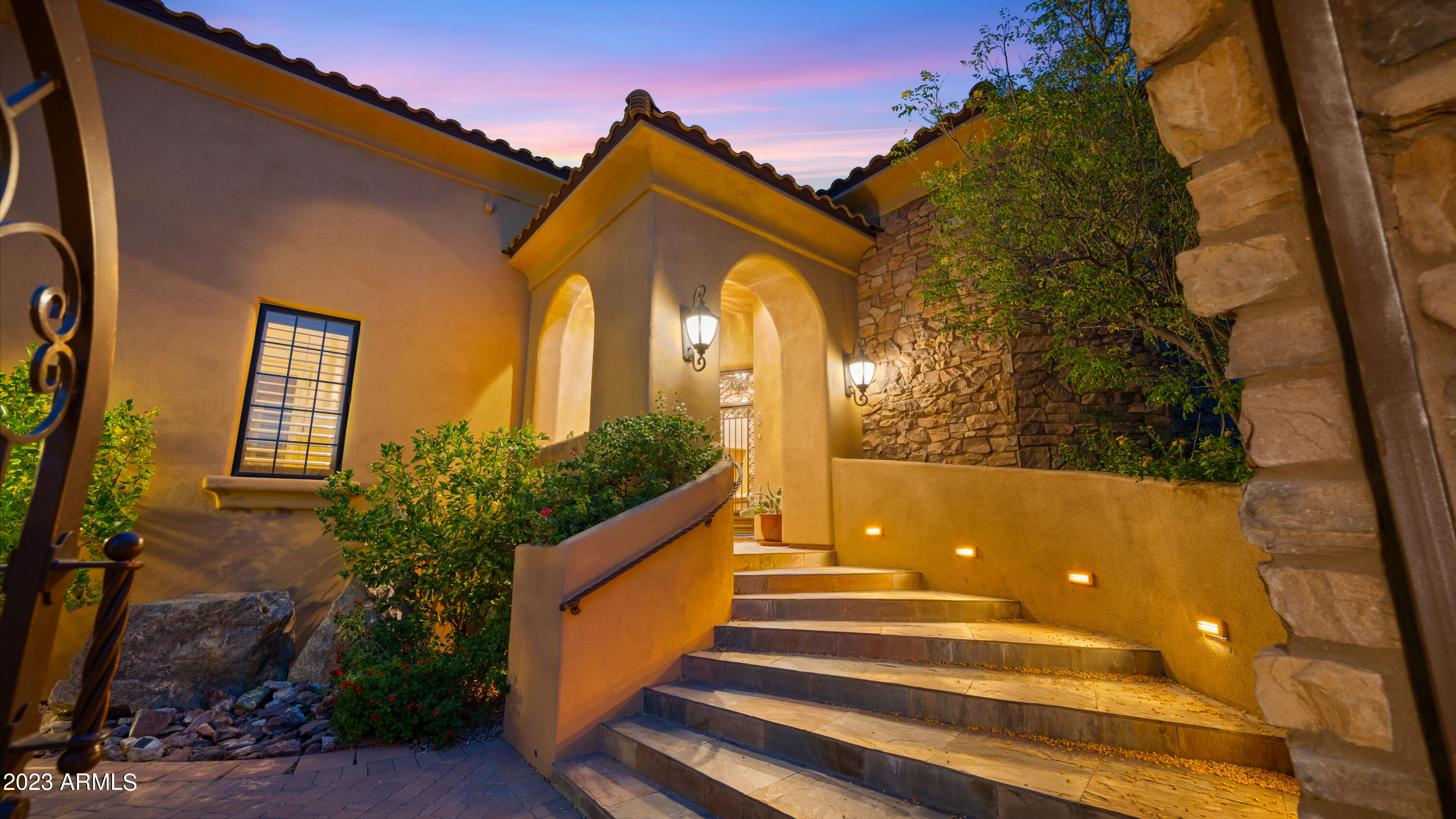 15435 N CABRILLO Drive