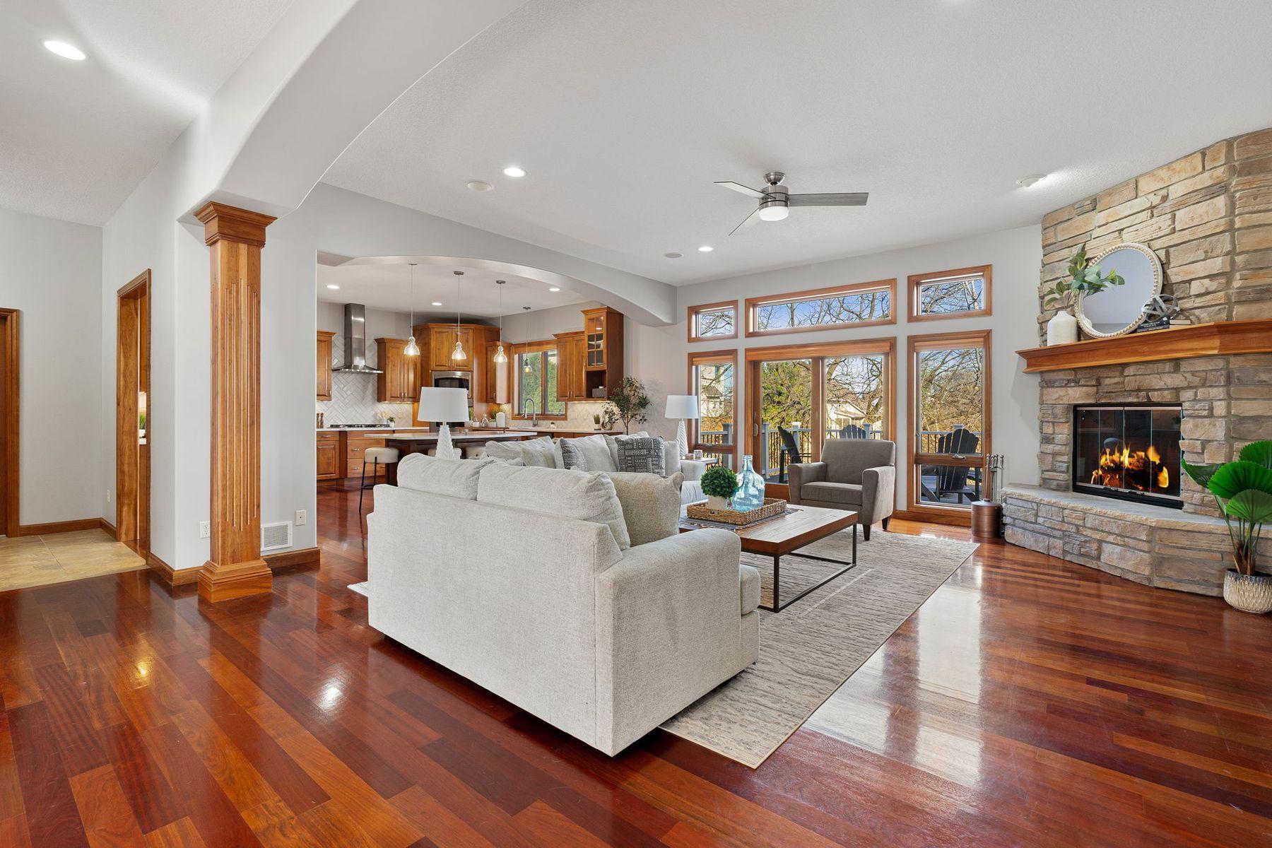 4920 Scenic View Drive SW