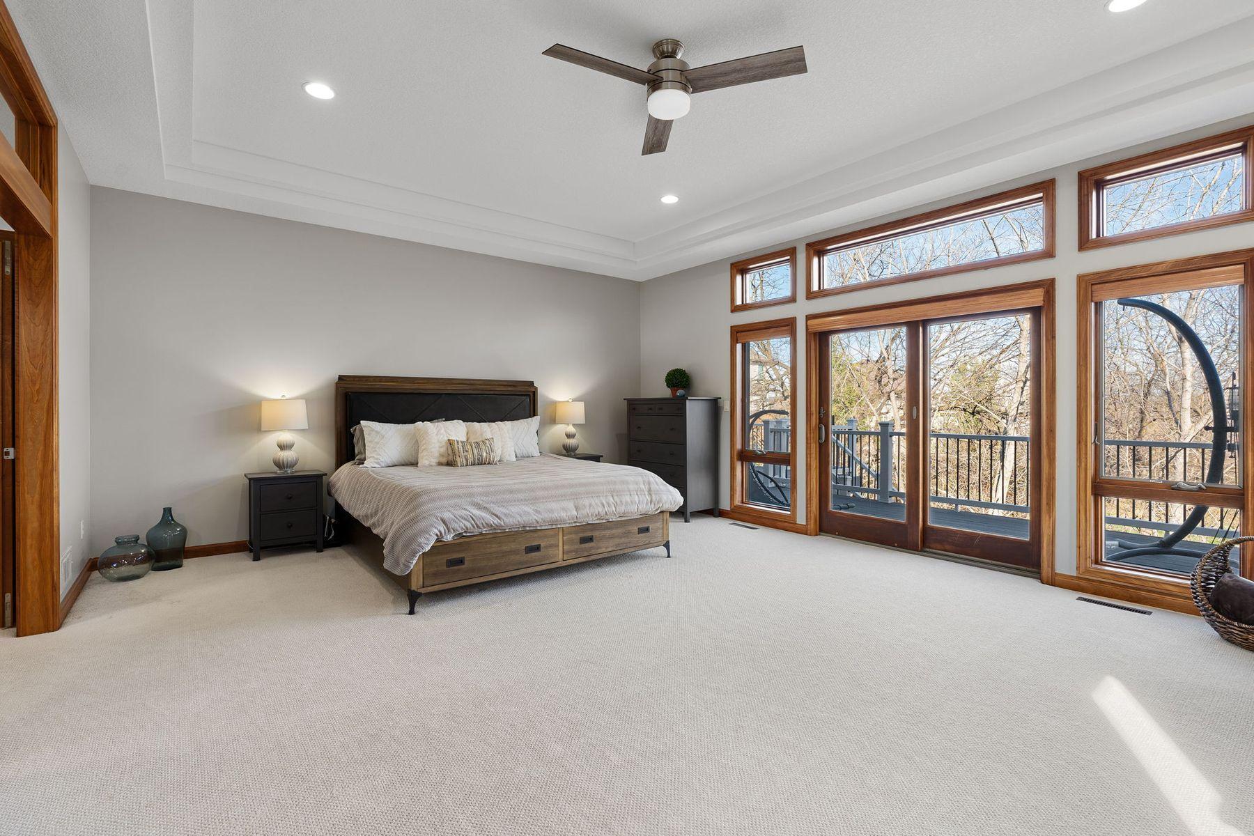 4920 Scenic View Drive SW