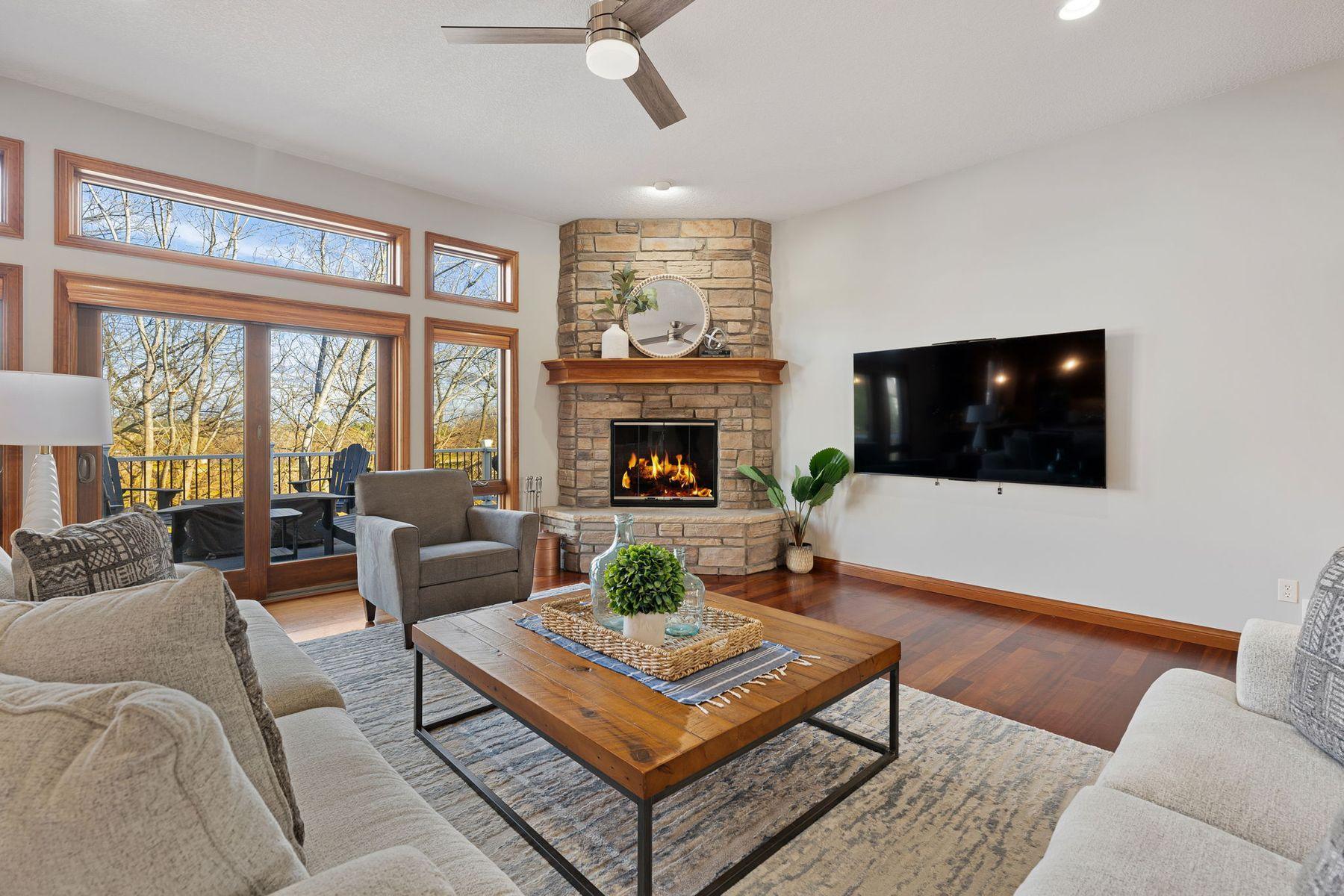 4920 Scenic View Drive SW