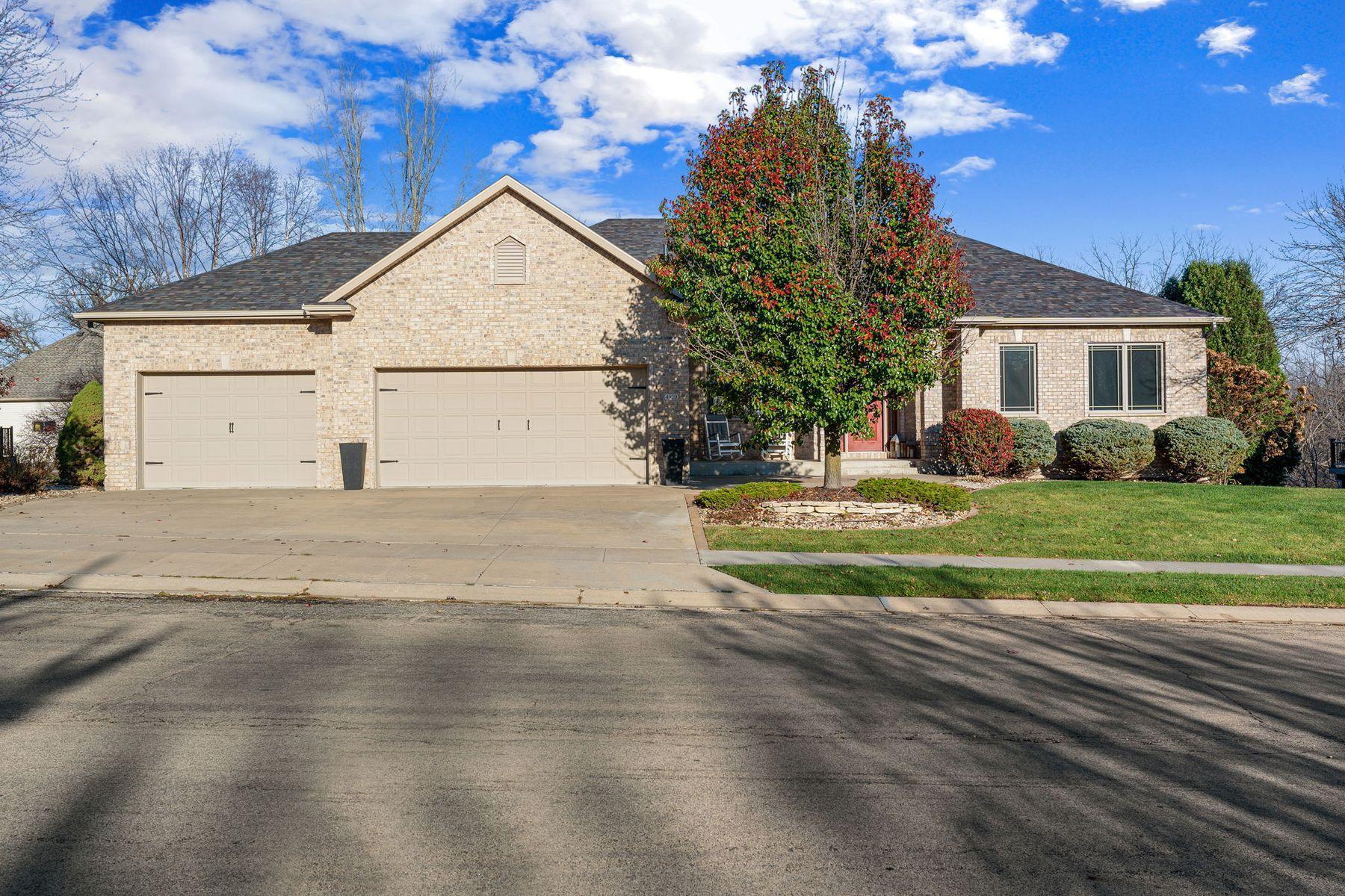 4920 Scenic View Drive SW