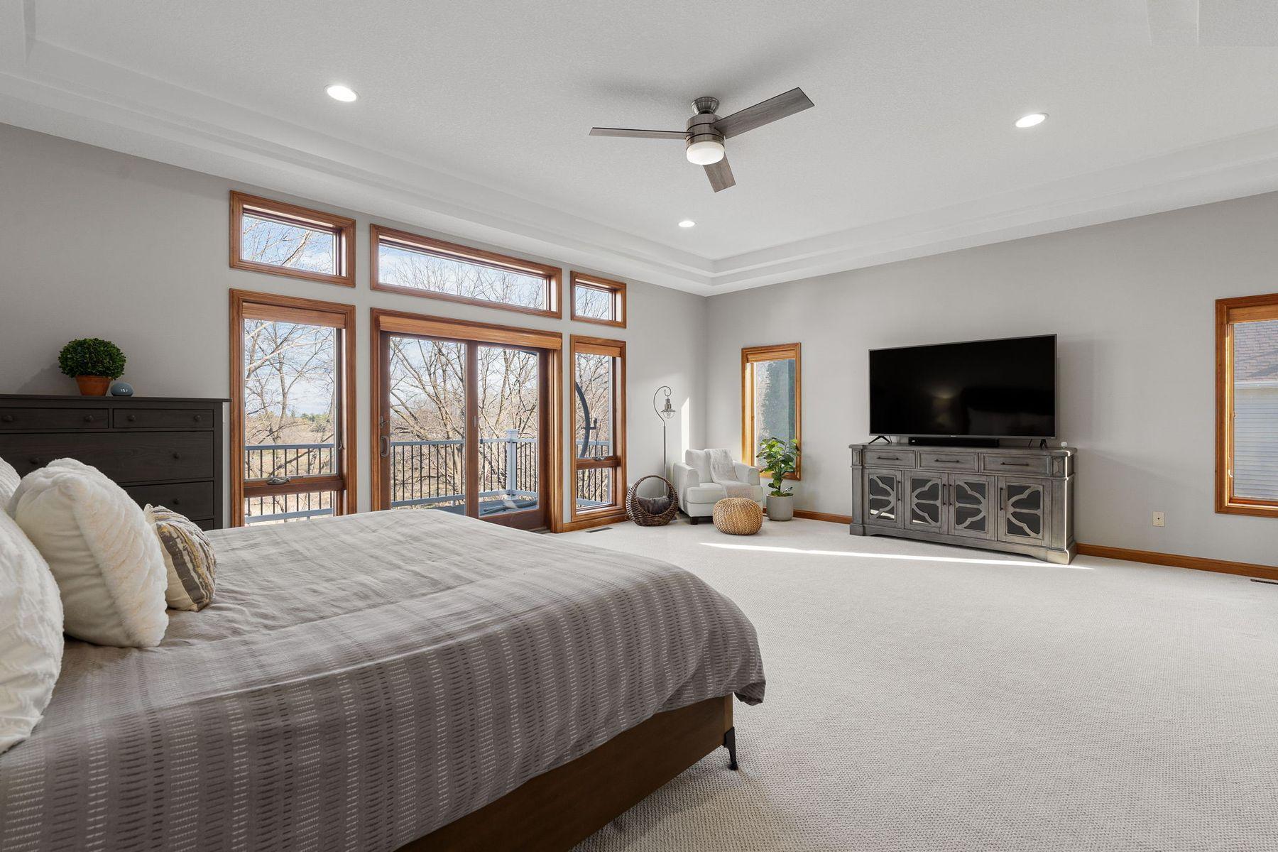 4920 Scenic View Drive SW