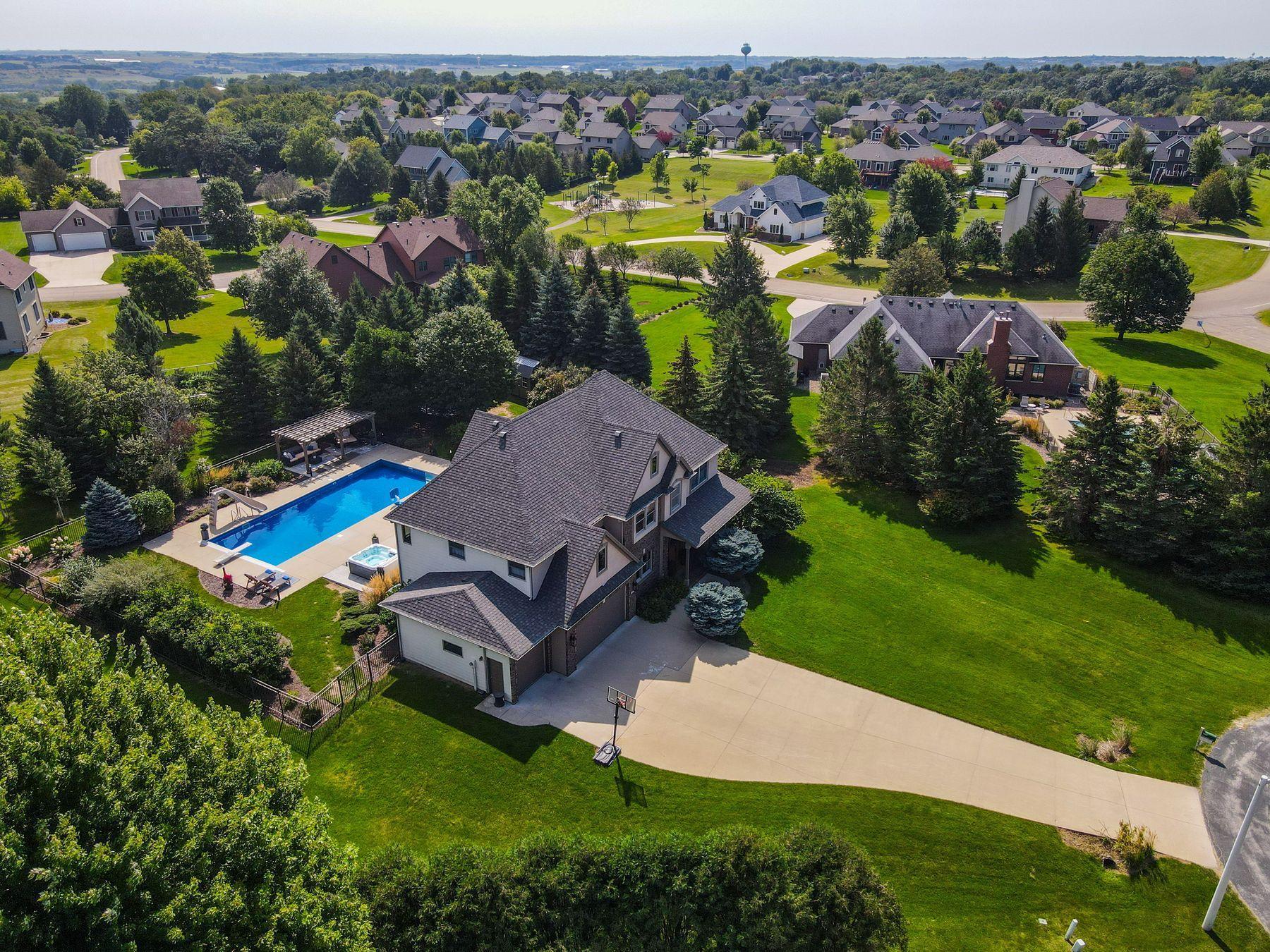 3112 Braemore Lane SW