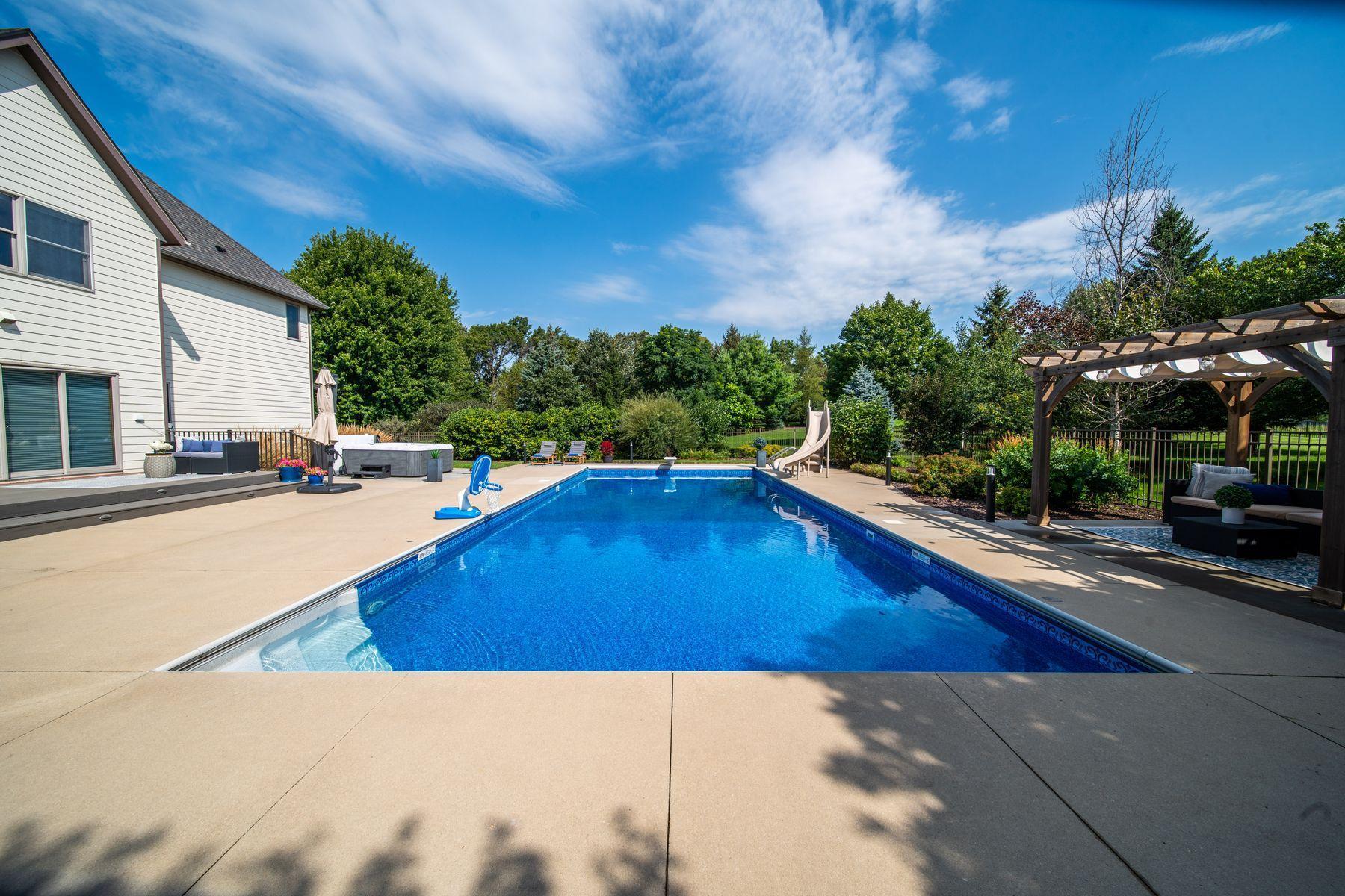 3112 Braemore Lane SW