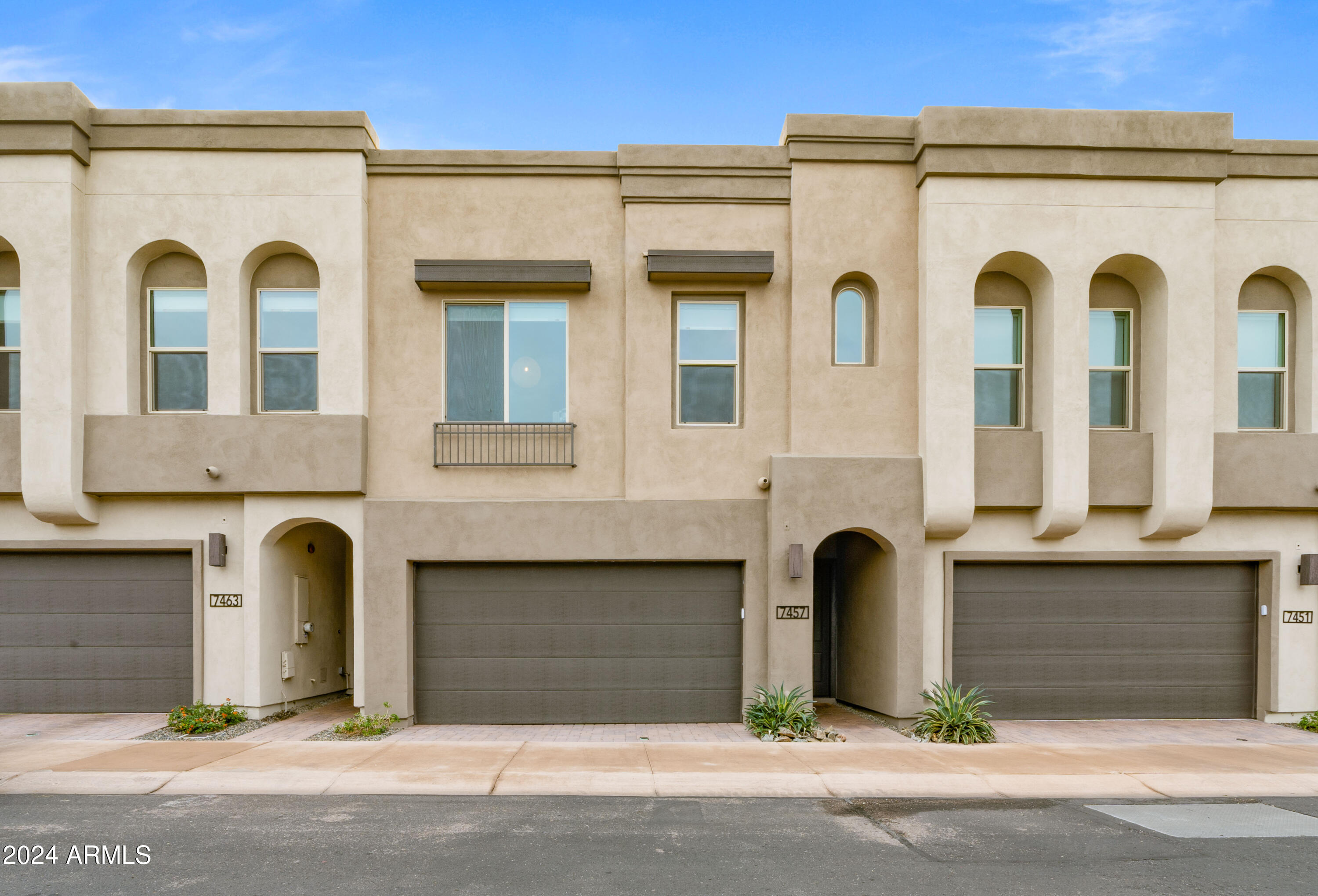 7457 E CONQUISTADORES Drive