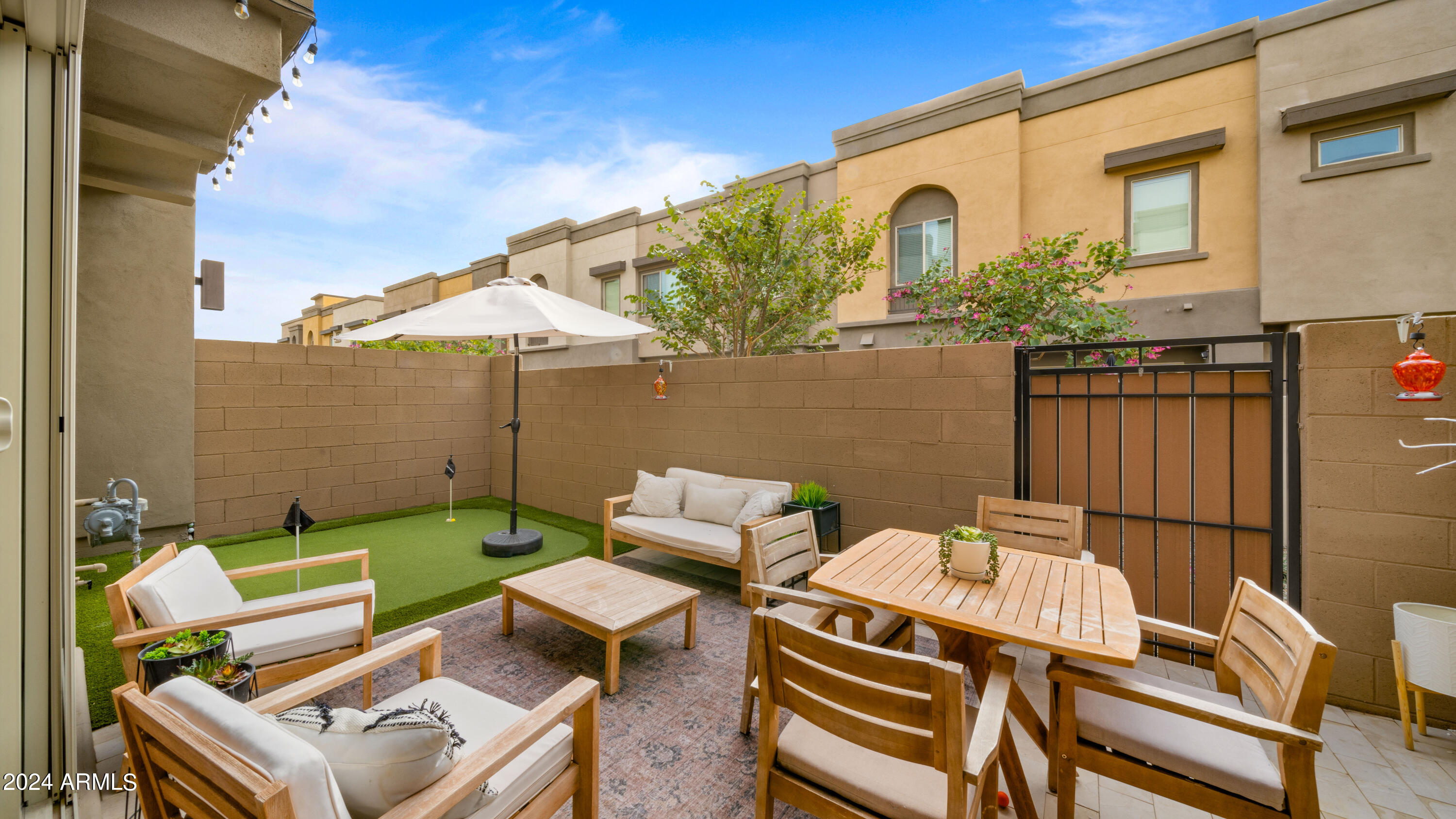 7457 E CONQUISTADORES Drive