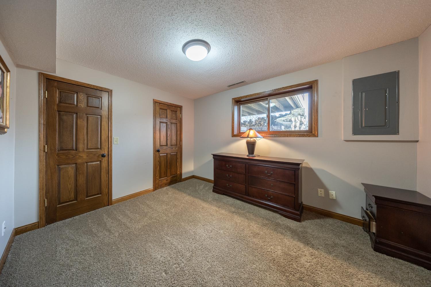 5491 Creekwood Court SE