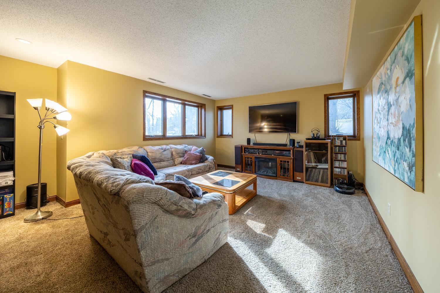 5491 Creekwood Court SE