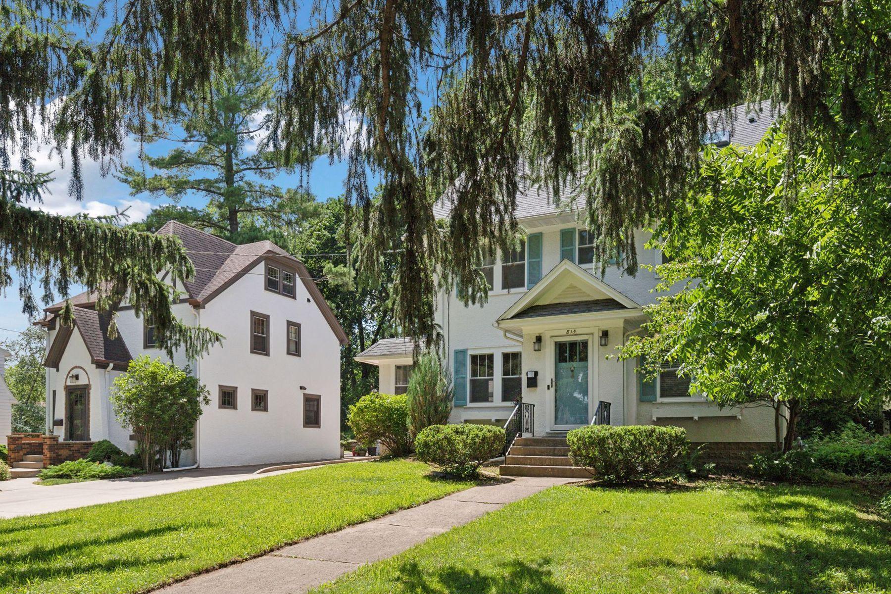 815 7th Avenue SW