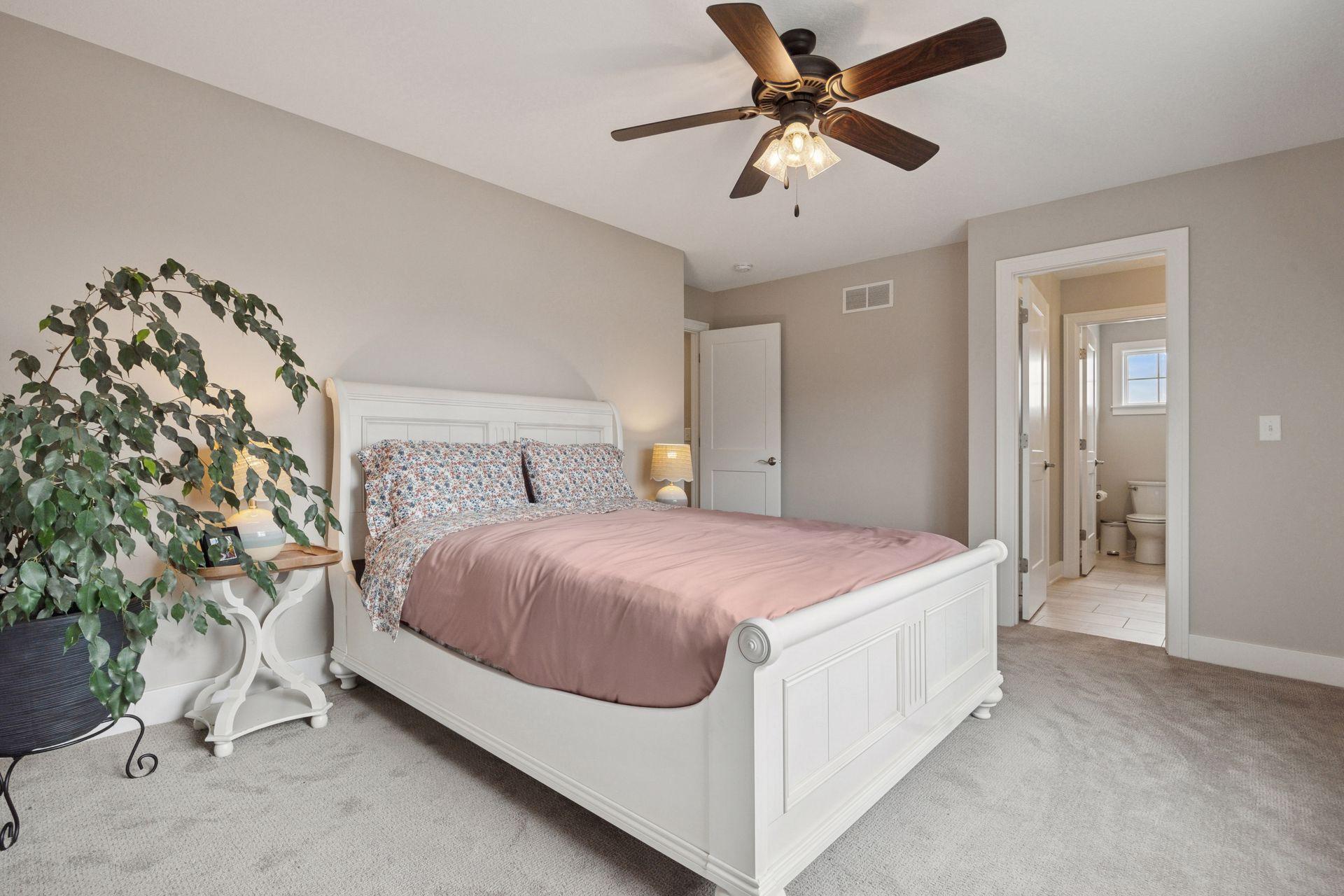 2989 Monarch Lane SW