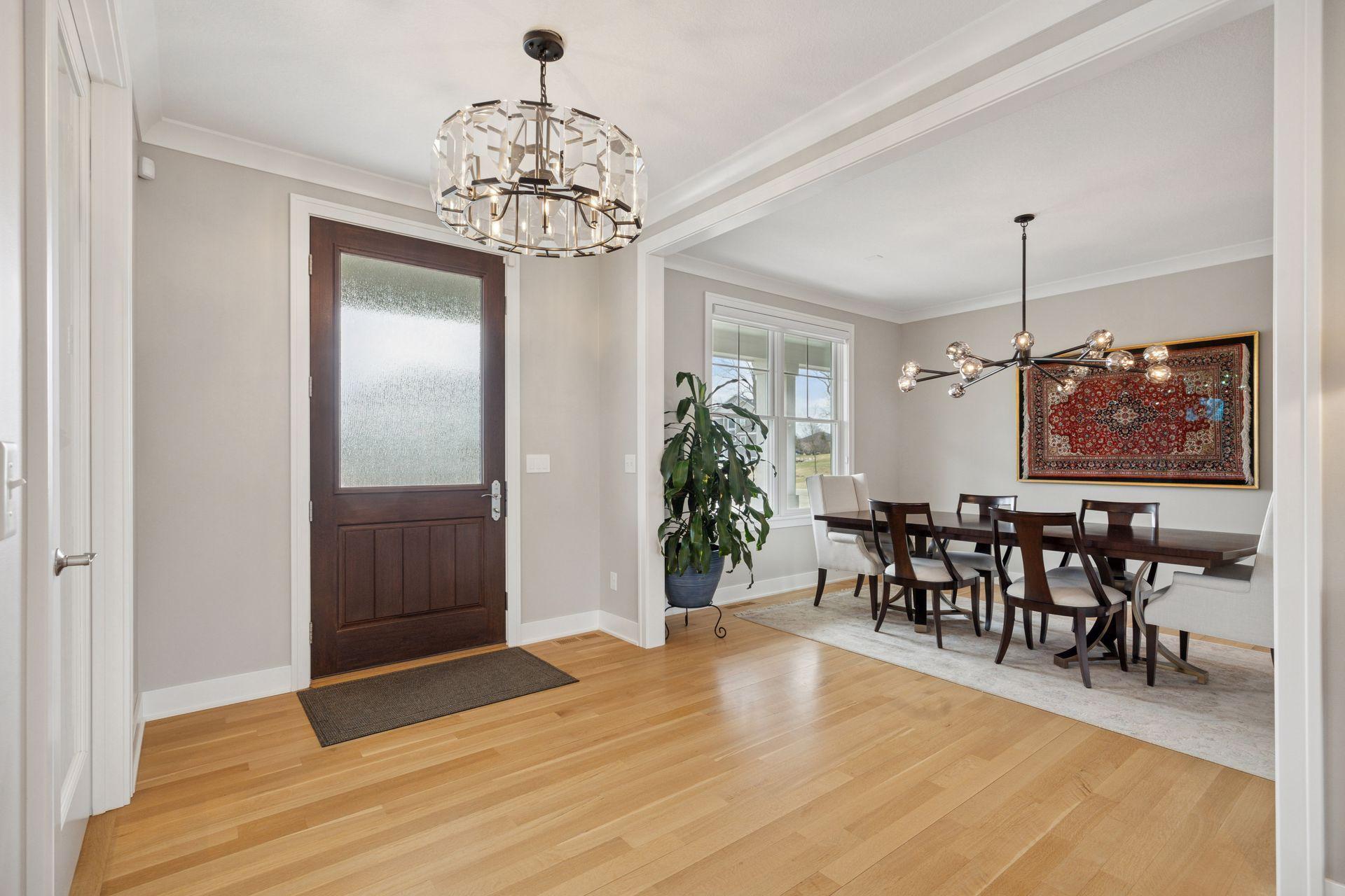 2989 Monarch Lane SW