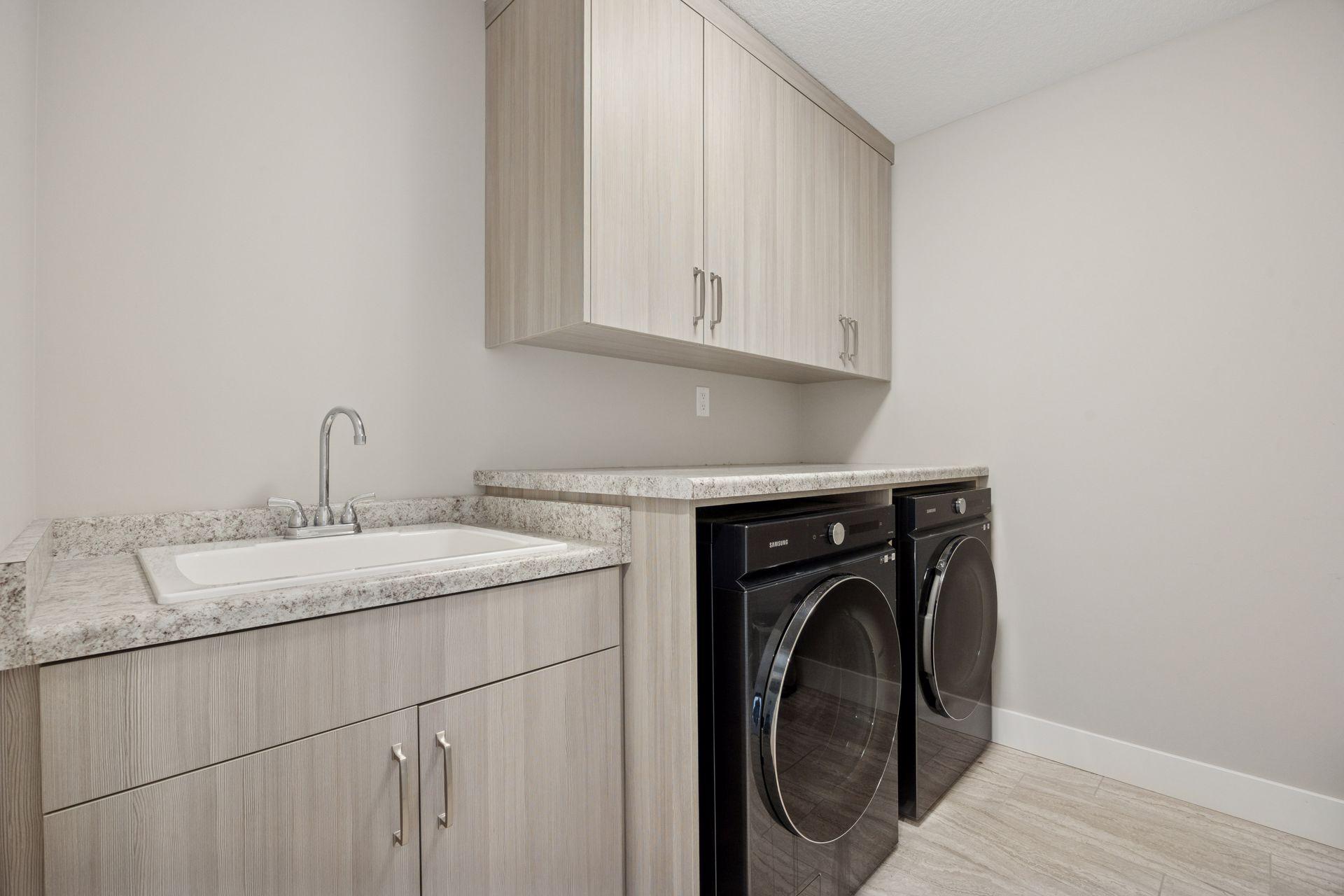 2989 Monarch Lane SW