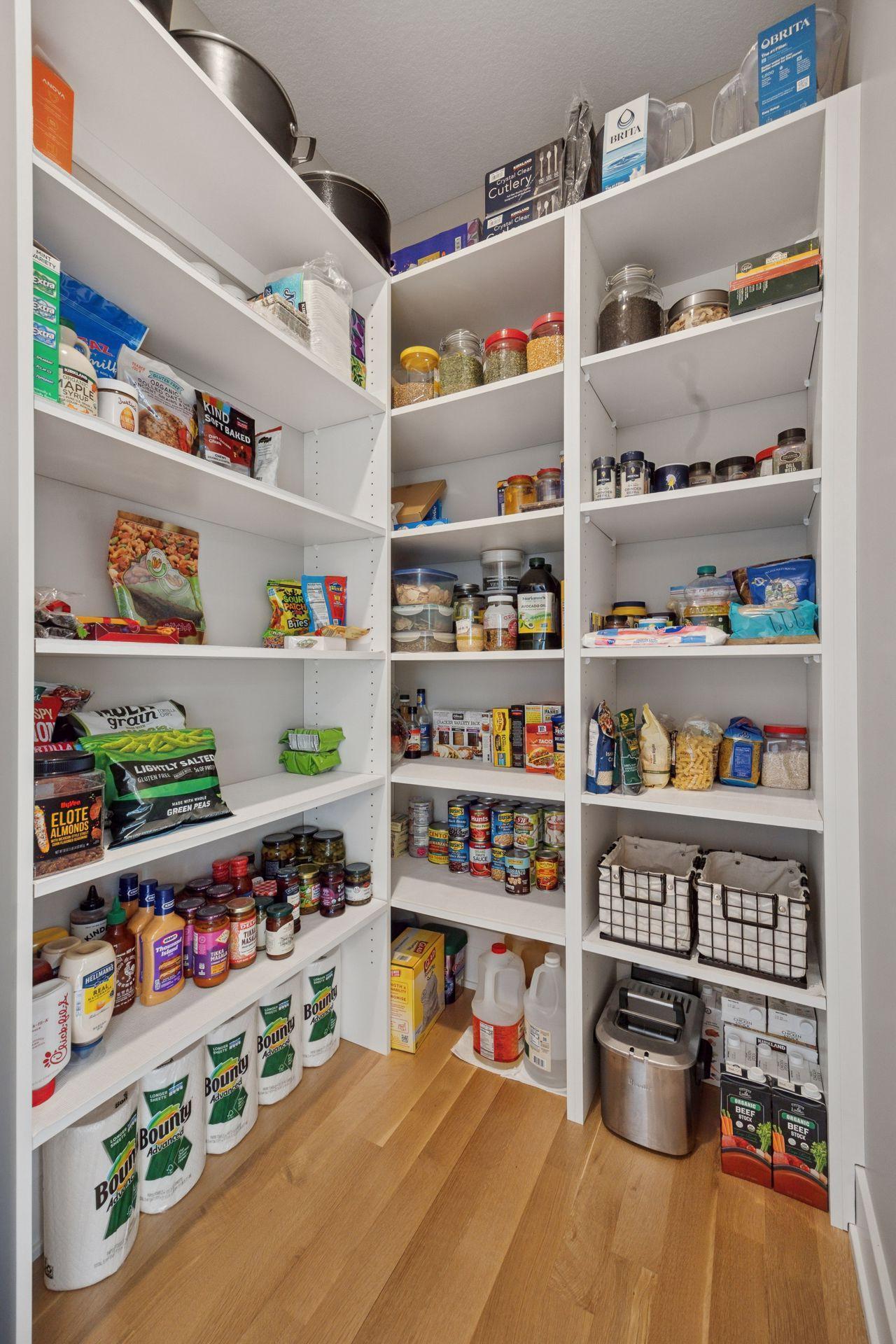 2989 Monarch Lane SW